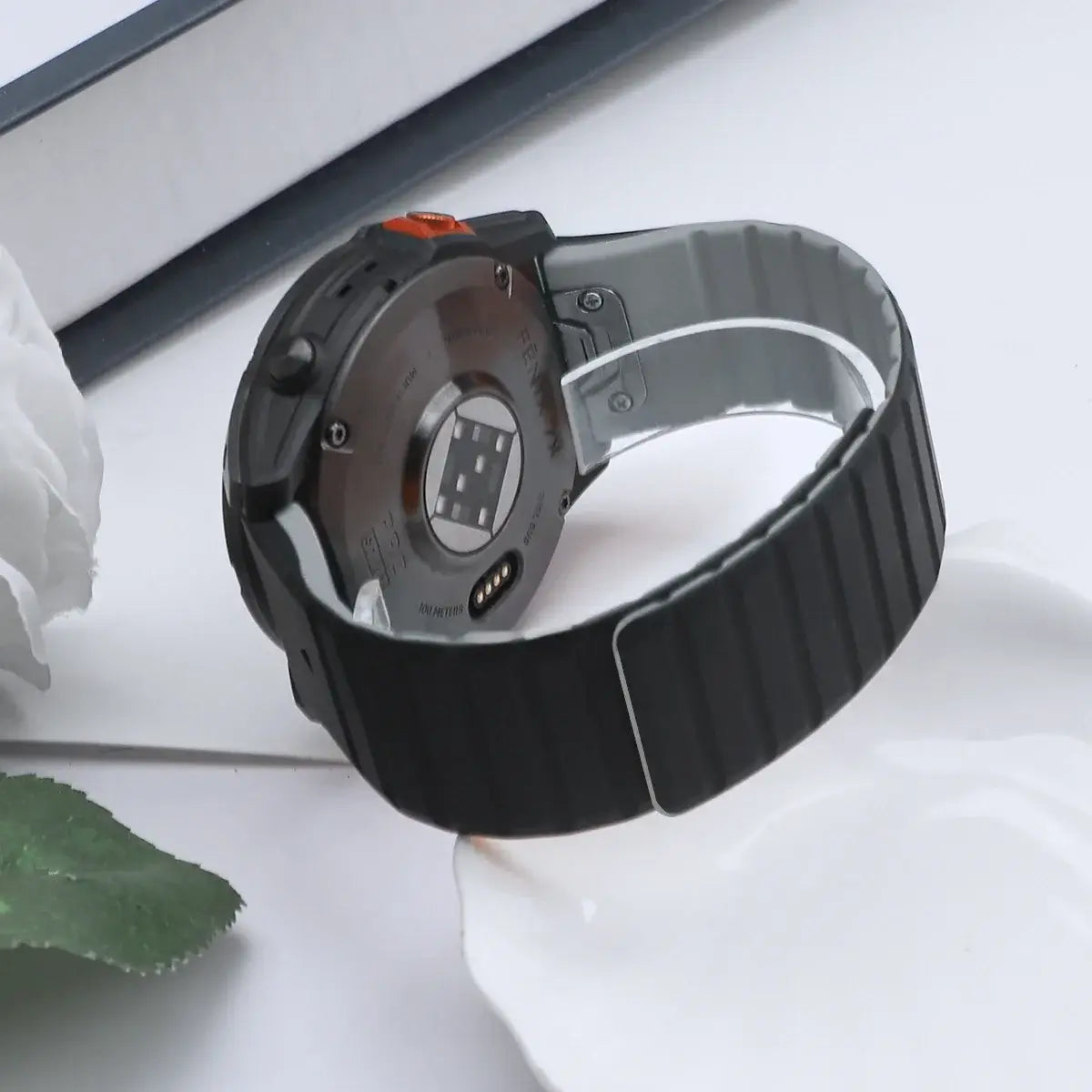 Garmin Magnetic Silicone Band - Durable QuickFit Strap