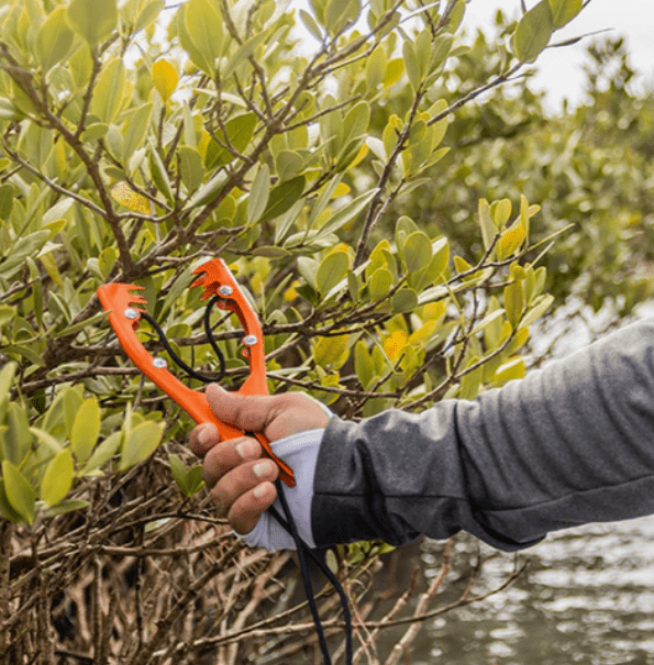 YakGear Brush Gripper