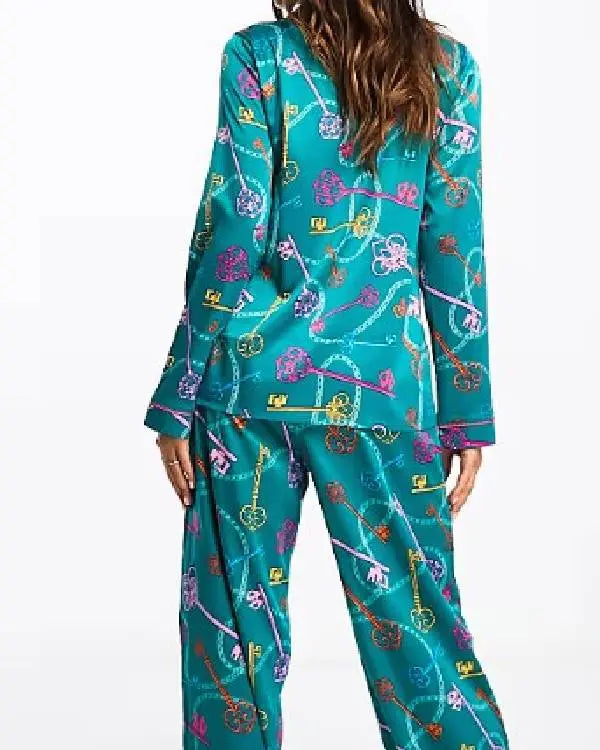 Such Brave Girls S02 Louise Brealey Pajamas