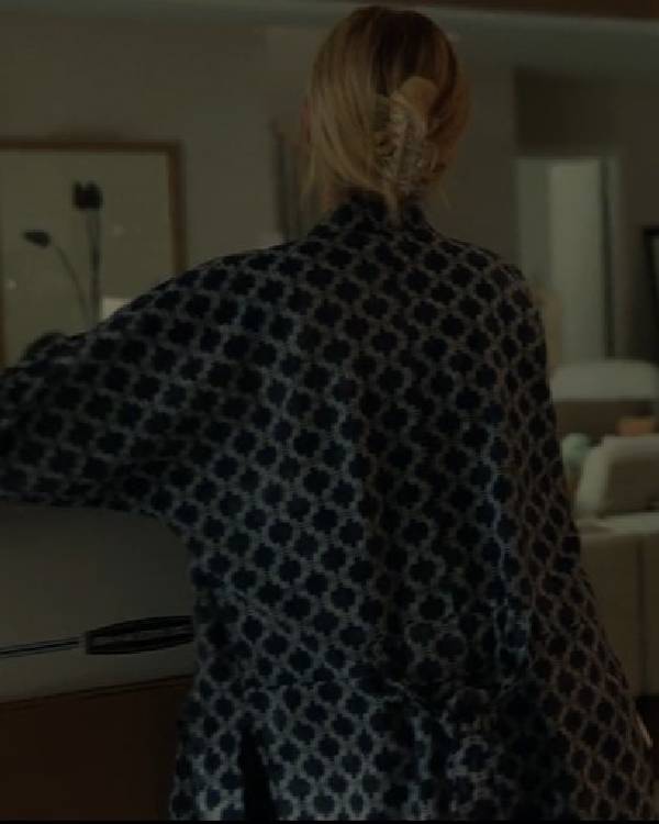 The Hunting Wives Brittany Snow Robe
