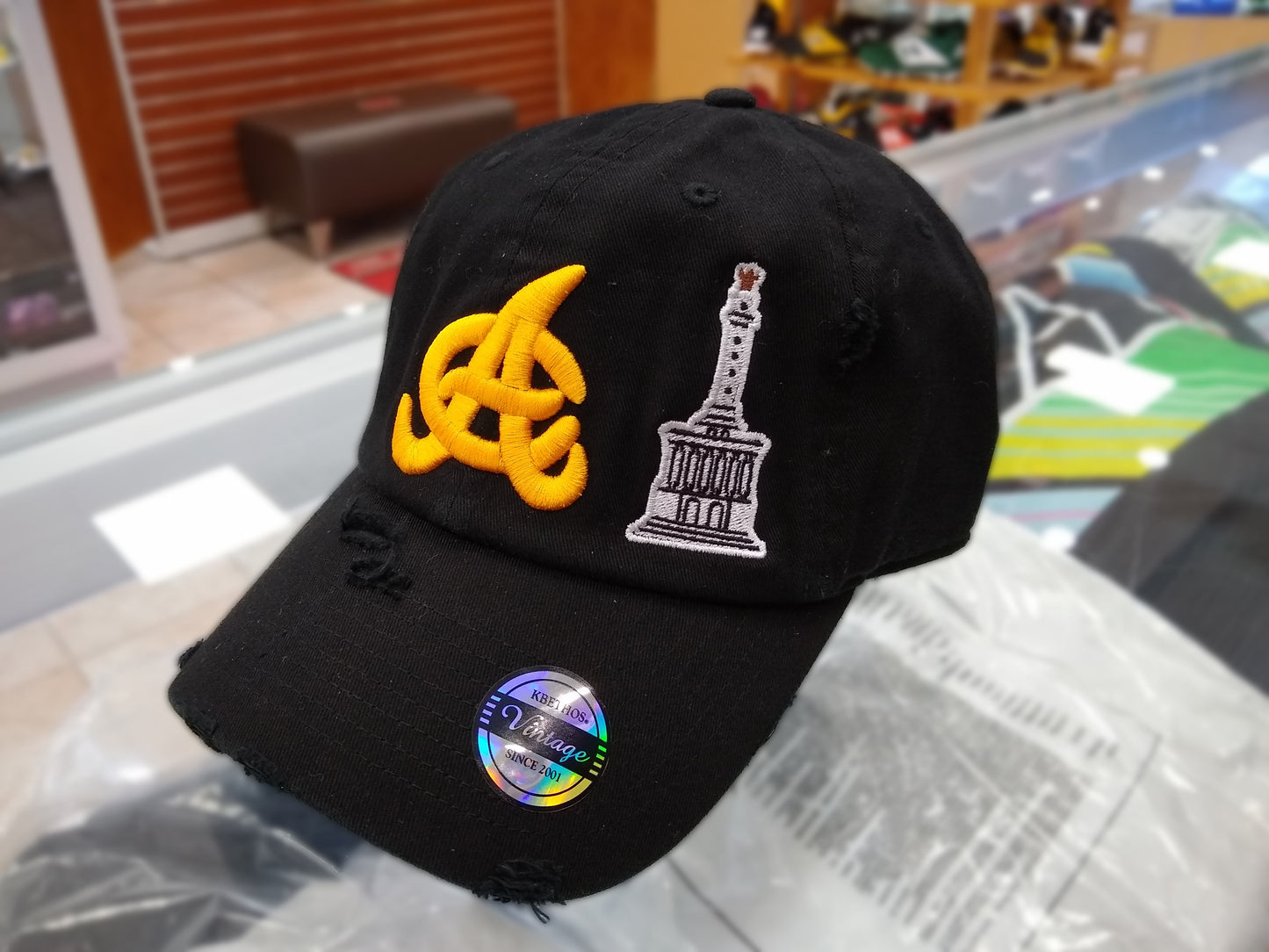 Aguilas Ciabeñas Vintage Hats (Monumento)