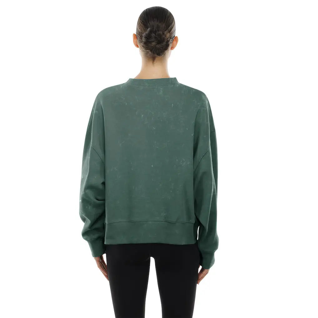 Women’s Boston Red Sox New Era Green 2025 Pullover Sweatshirt
