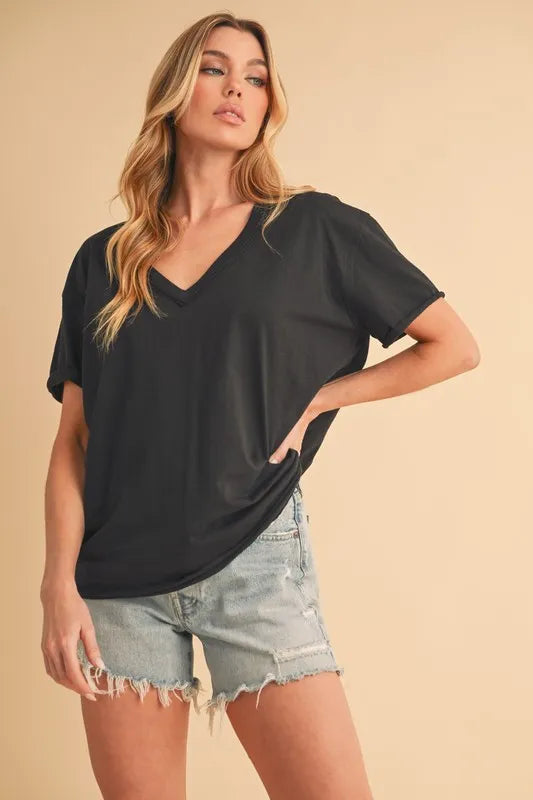 Aemi+Co V-Neck Short Sleeve T-Shirt