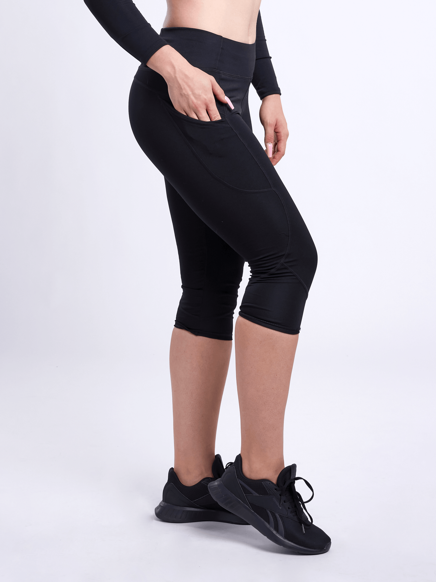 JupiterGear Mid-Rise Capri Fitness Leggings with Side Pockets