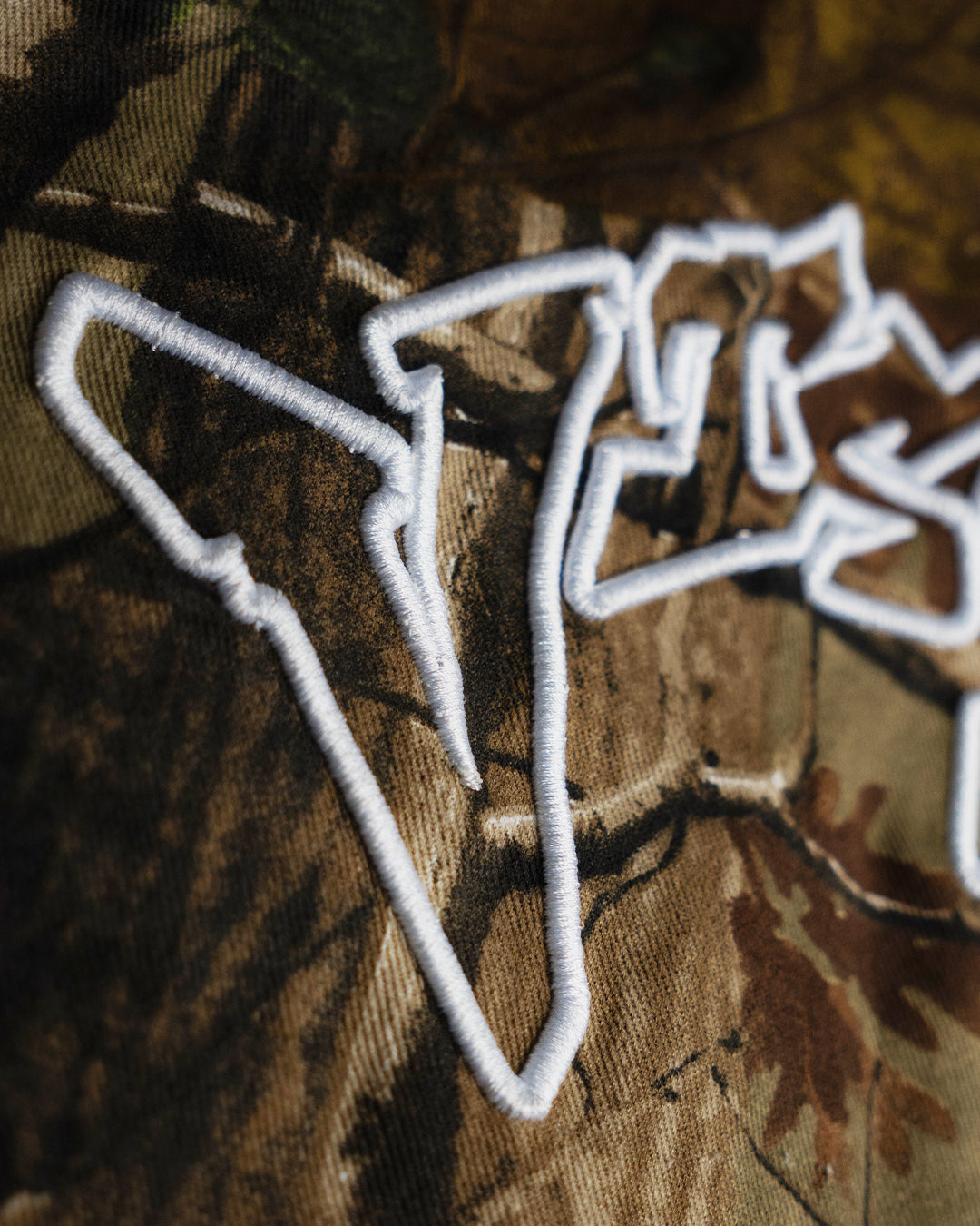 CAMO “GRAFFITI BLITZ” LONG STRAIGHT DENIM SHORTS