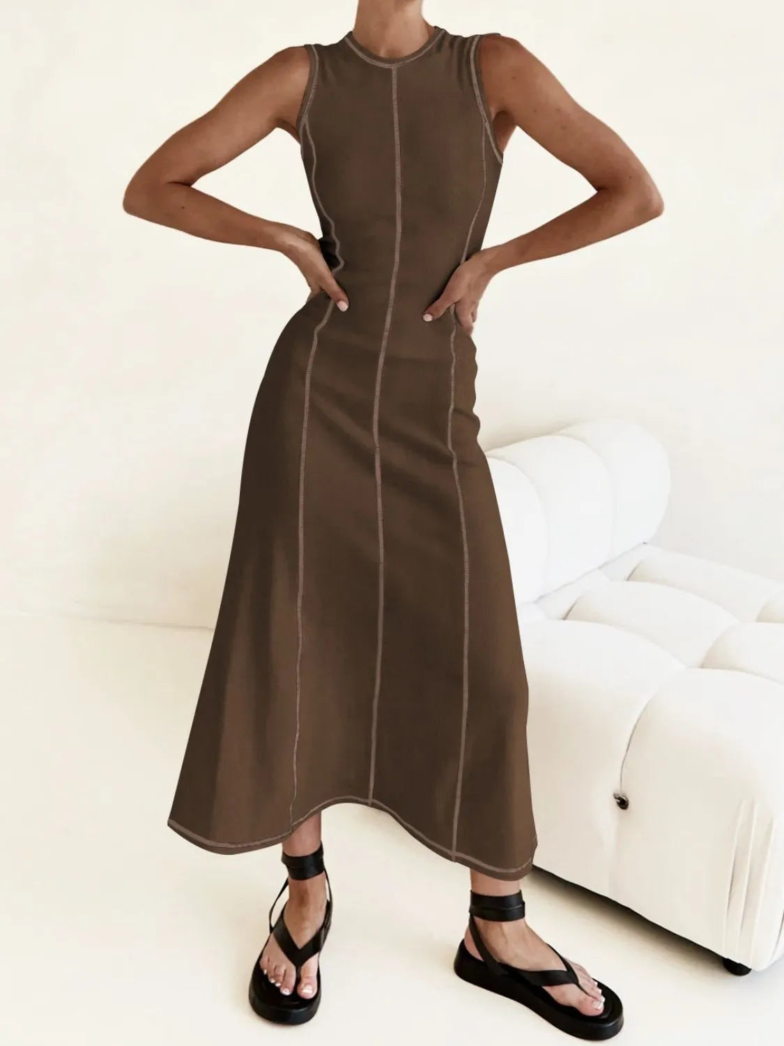 Contrast Stitching Round Neck Sleeveless Midi Dress