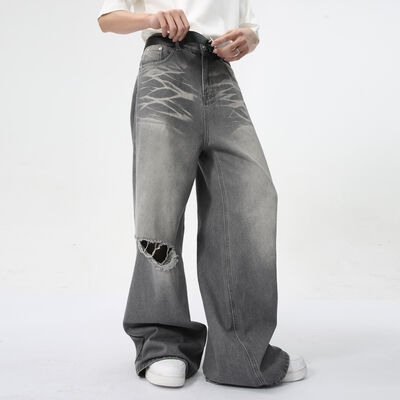 Distressed Wide Leg Jeans With Pockets