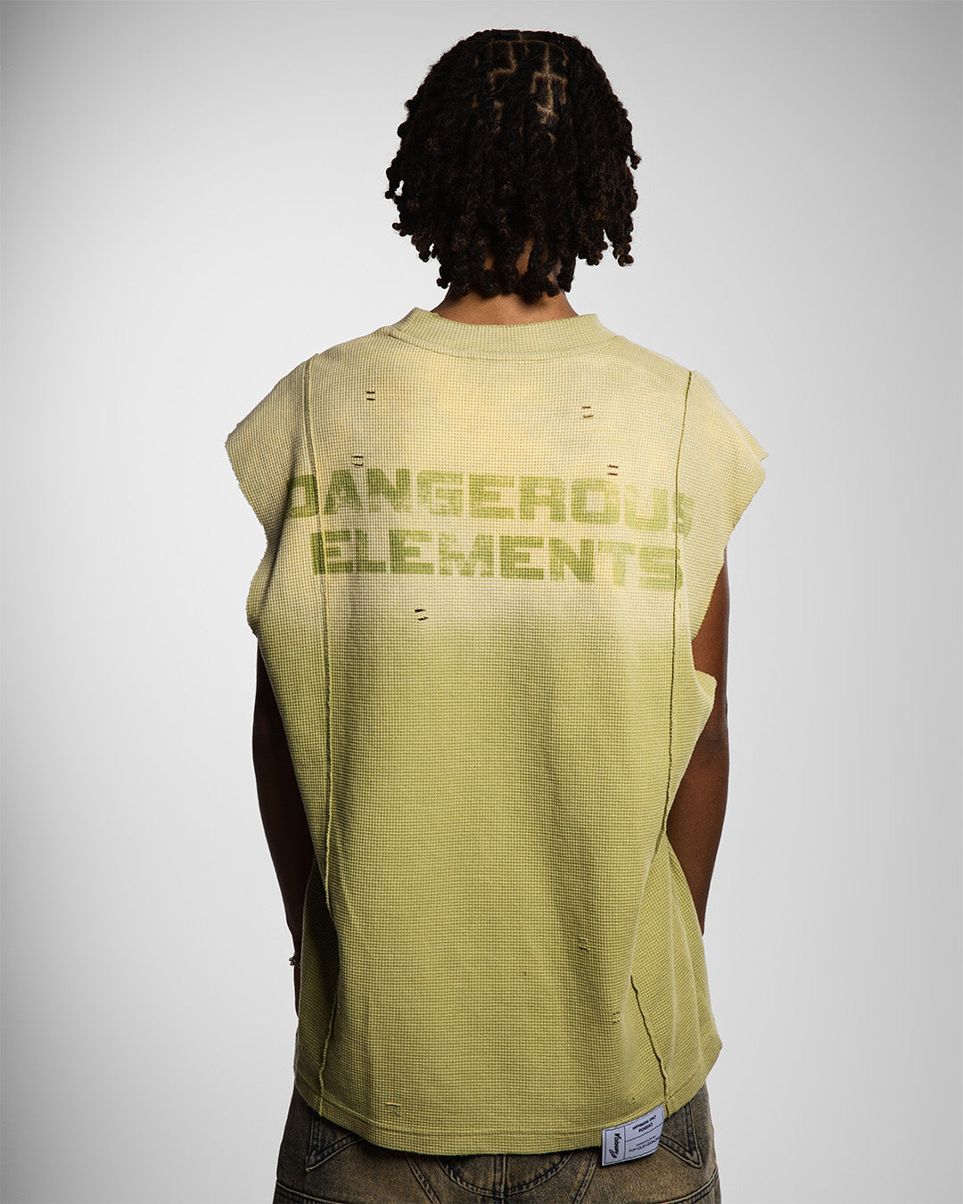 "DANGEROUS ELEMENTS" FADE SLEEVELESS TANK ( LIME GREEN )