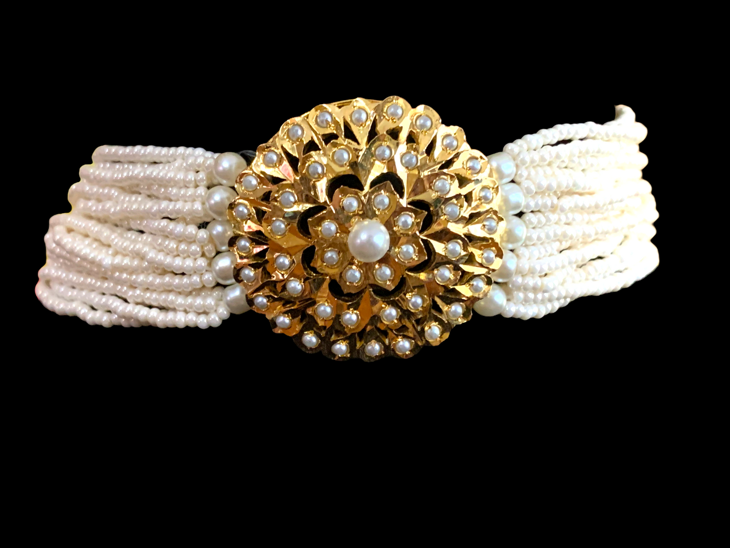 C192 Gold plated choker set in pearls ( READY TO SHIP)