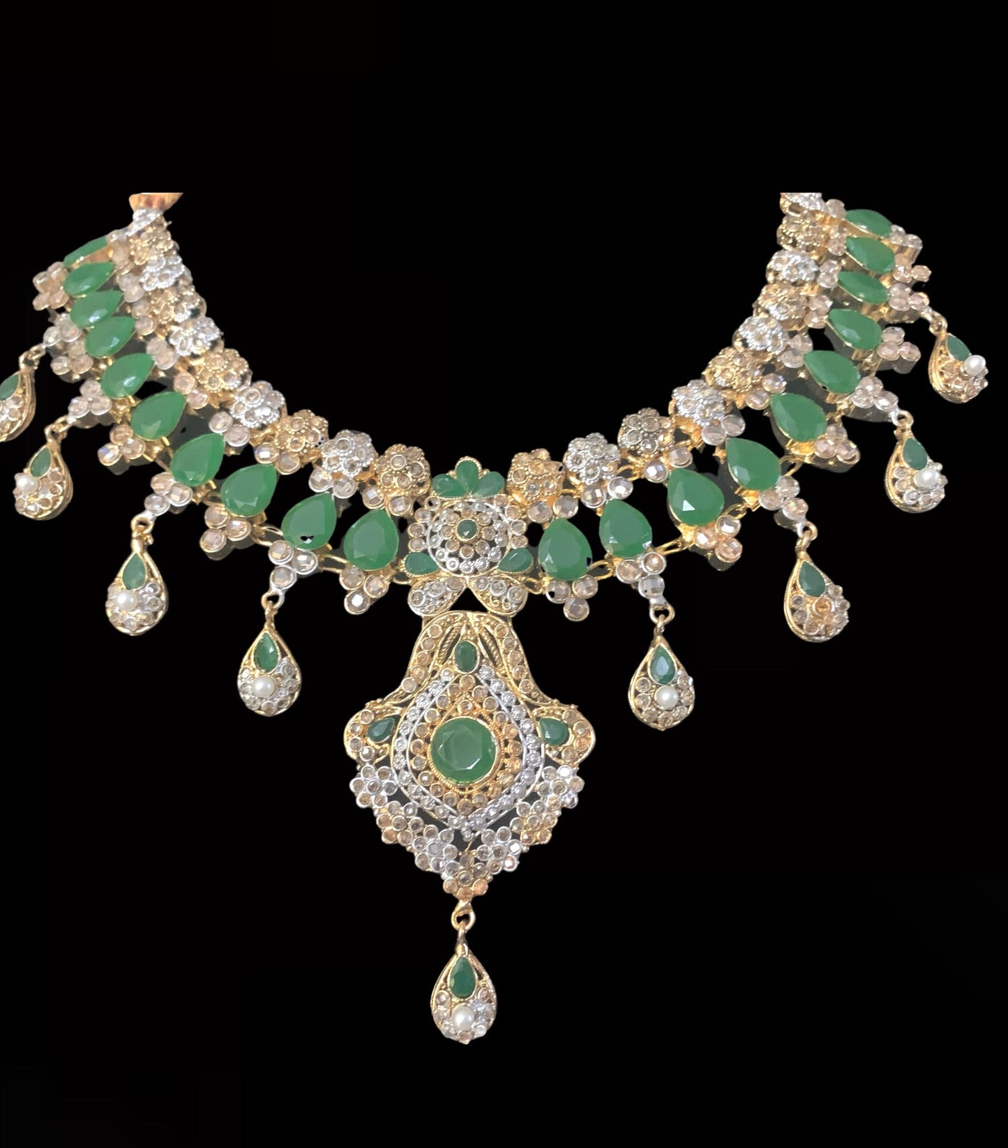 BR23 Miraya bridal set in green ( READY TO SHIP)