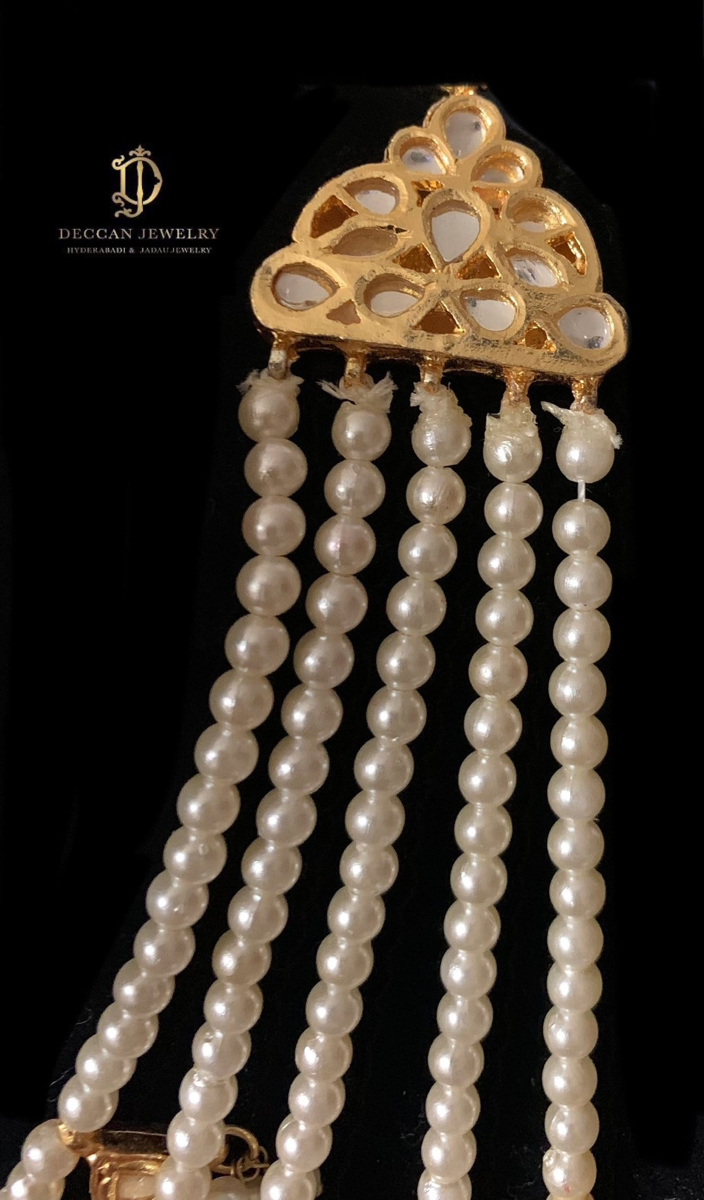 SAT2 Manisha kundan satlada ( SHIPS IN 4 WEEKS )