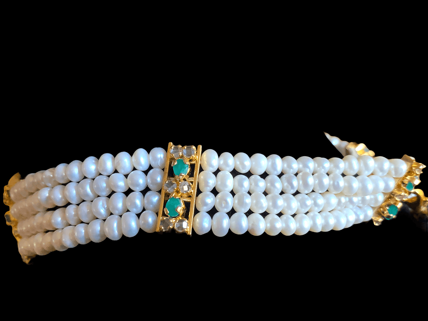 C185 emerald choker with earrings ( READY TO SHIP )