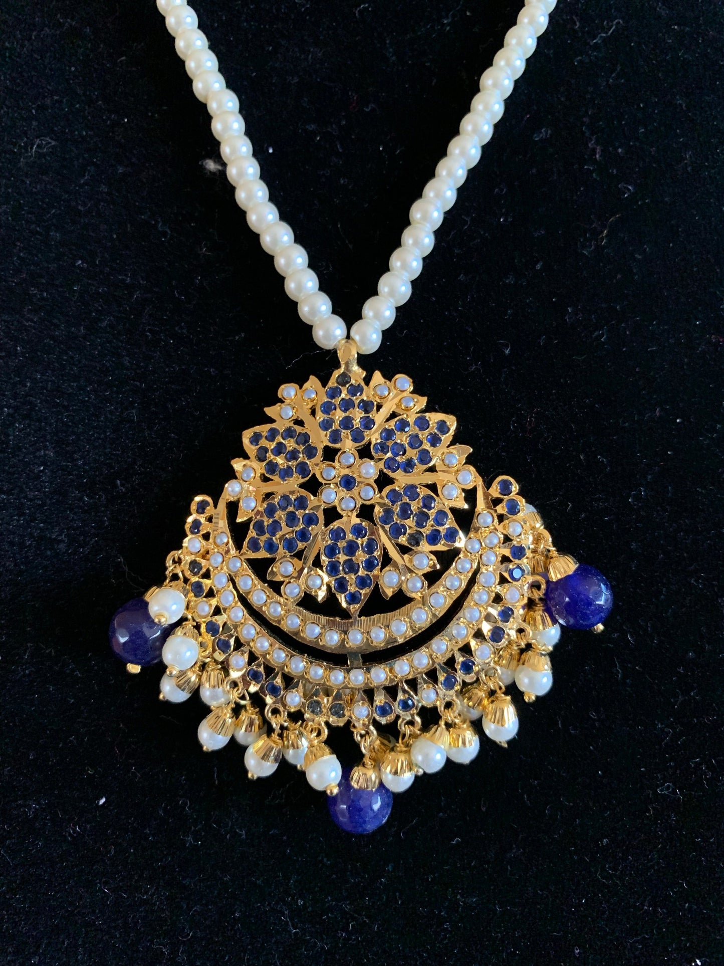 PS415 Mohini pendant set ( sapphire )READY TO SHIP