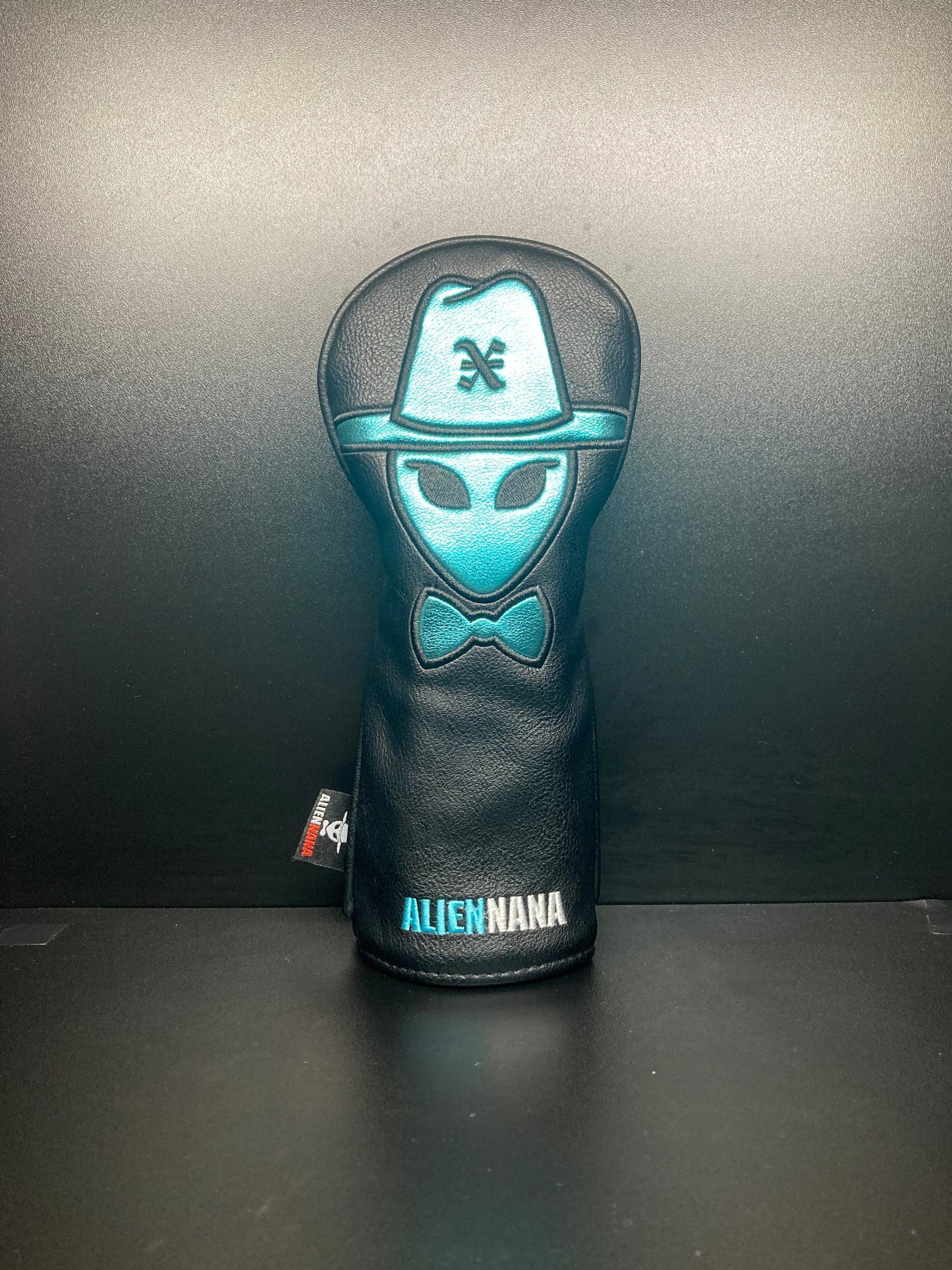 Aliens?! Headcover