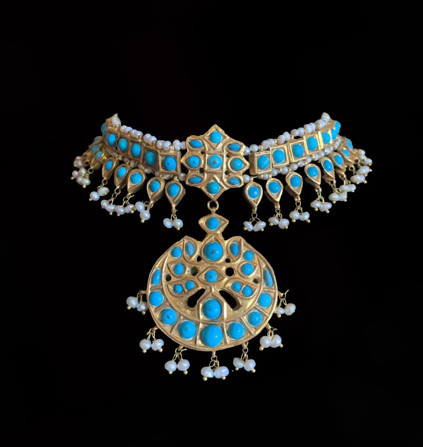 C209 Reza feroza choker set in fresh water pearls ( SHIPS IN 4 WEEKS )