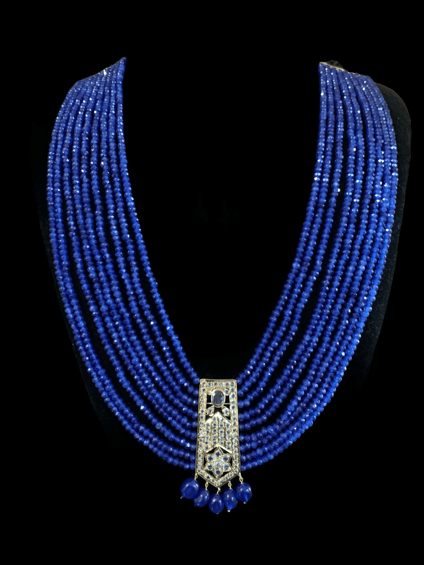 LN30 Indu long blue beads haar (SHIPS IN 4 WEEKS )