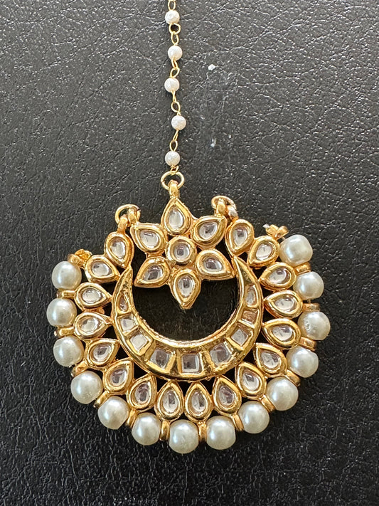 DJTK113  kundan meenakari tika  (READY TO SHIP  )