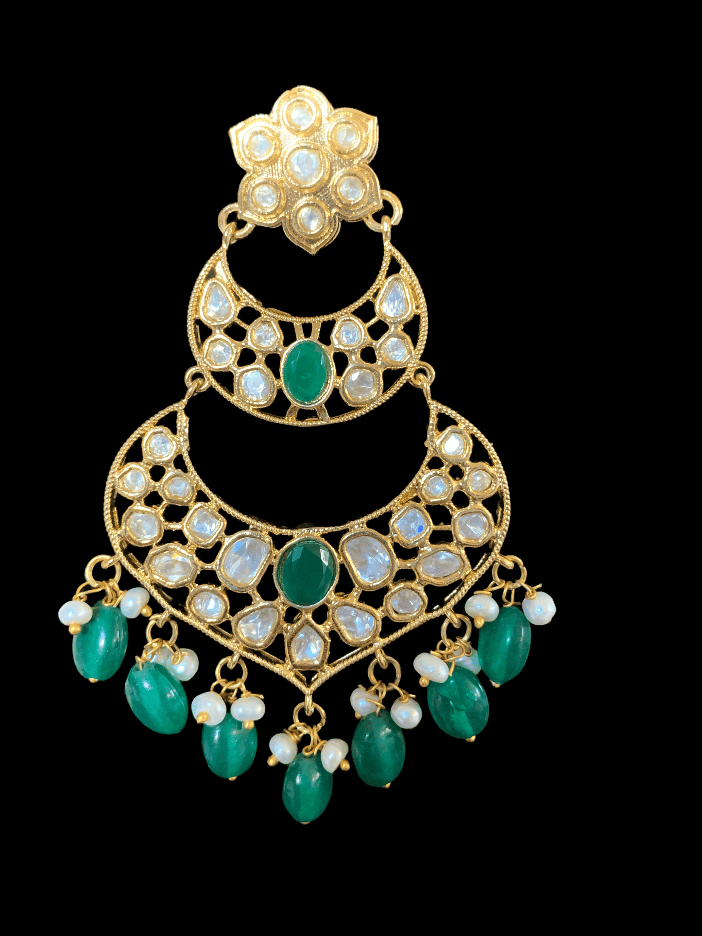 DER90 cz earrings in fresh water pearls- emerald ( READY TO SHIP)
