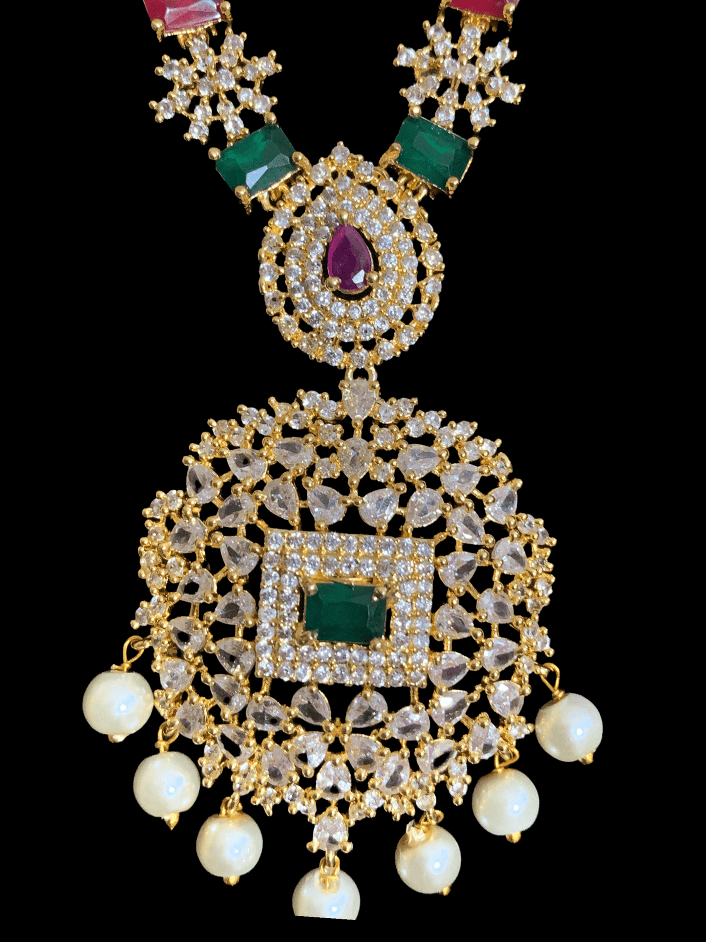 LN2 Netra necklace in red green ( READY TO SHIP )