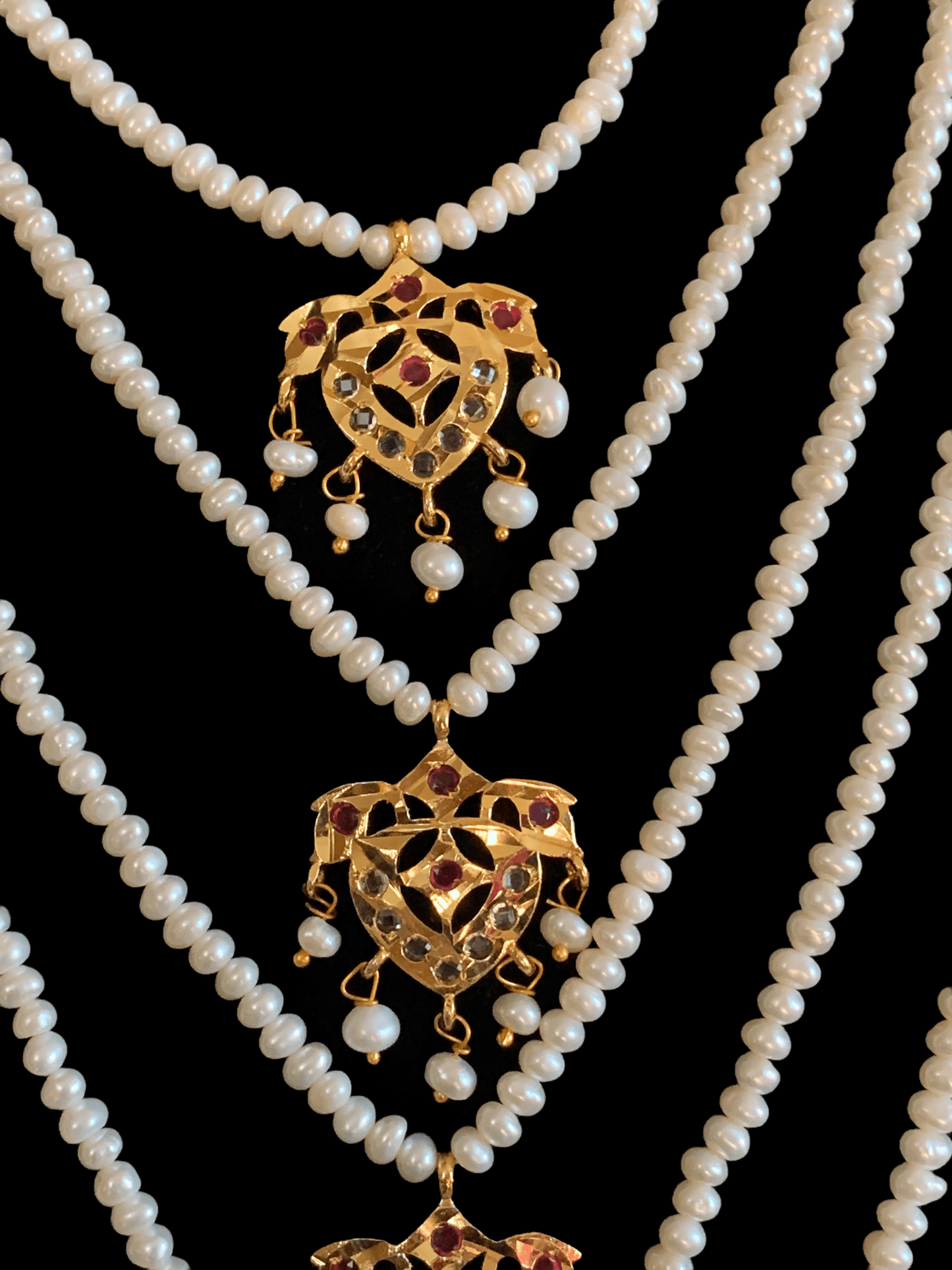 SAT7 Talia satlada in fresh water pearls - ruby (READY TO SHIP)