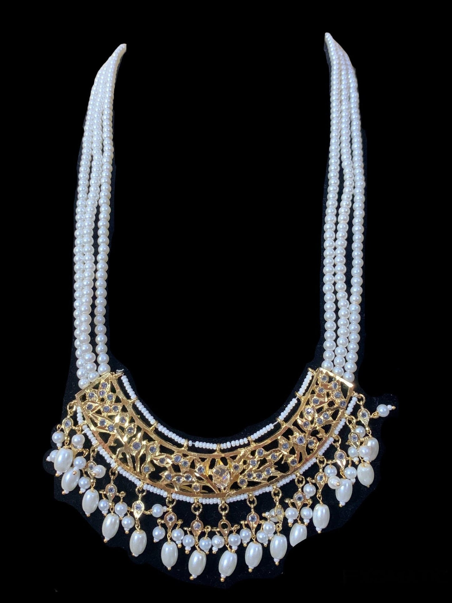 LN77 Adhira ranihaar (shell pearls ) (SHIPS IN 3 WEEKS )