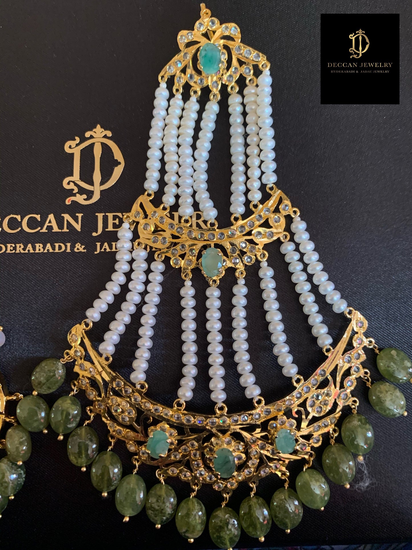 INSIA BRIDAL SET IN EMERALDS WITH FRESH WATER PEARLS ( SHIPS IN 2 WEEKS )