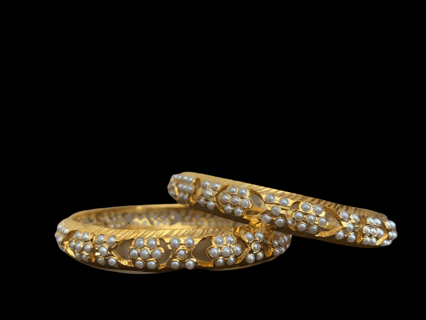 B92 Shama pearl bangles size ( READY TO SHIP )