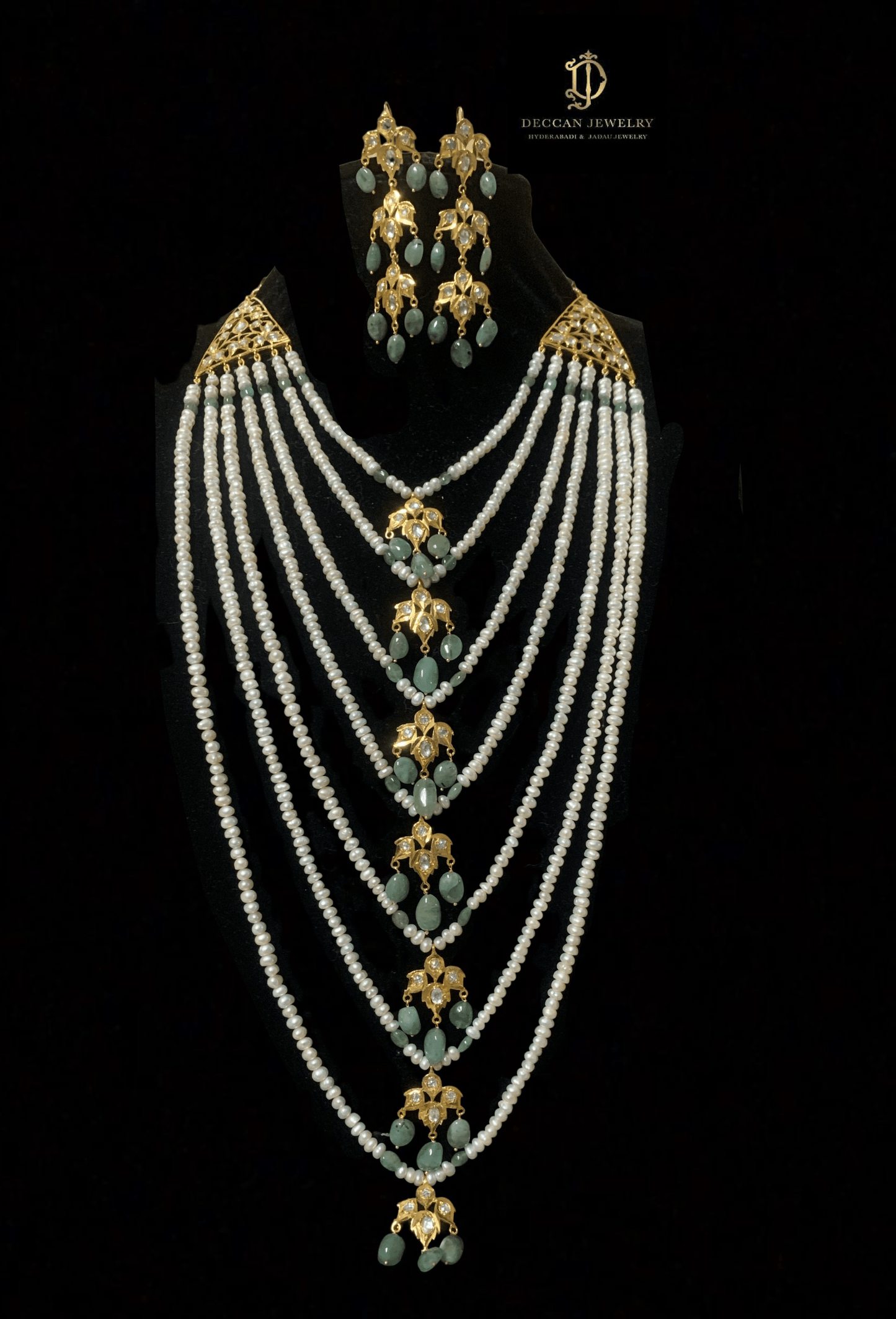 Insia satlada in natural pearls and emeralds ( SHIPS IN 4 WEEKS )