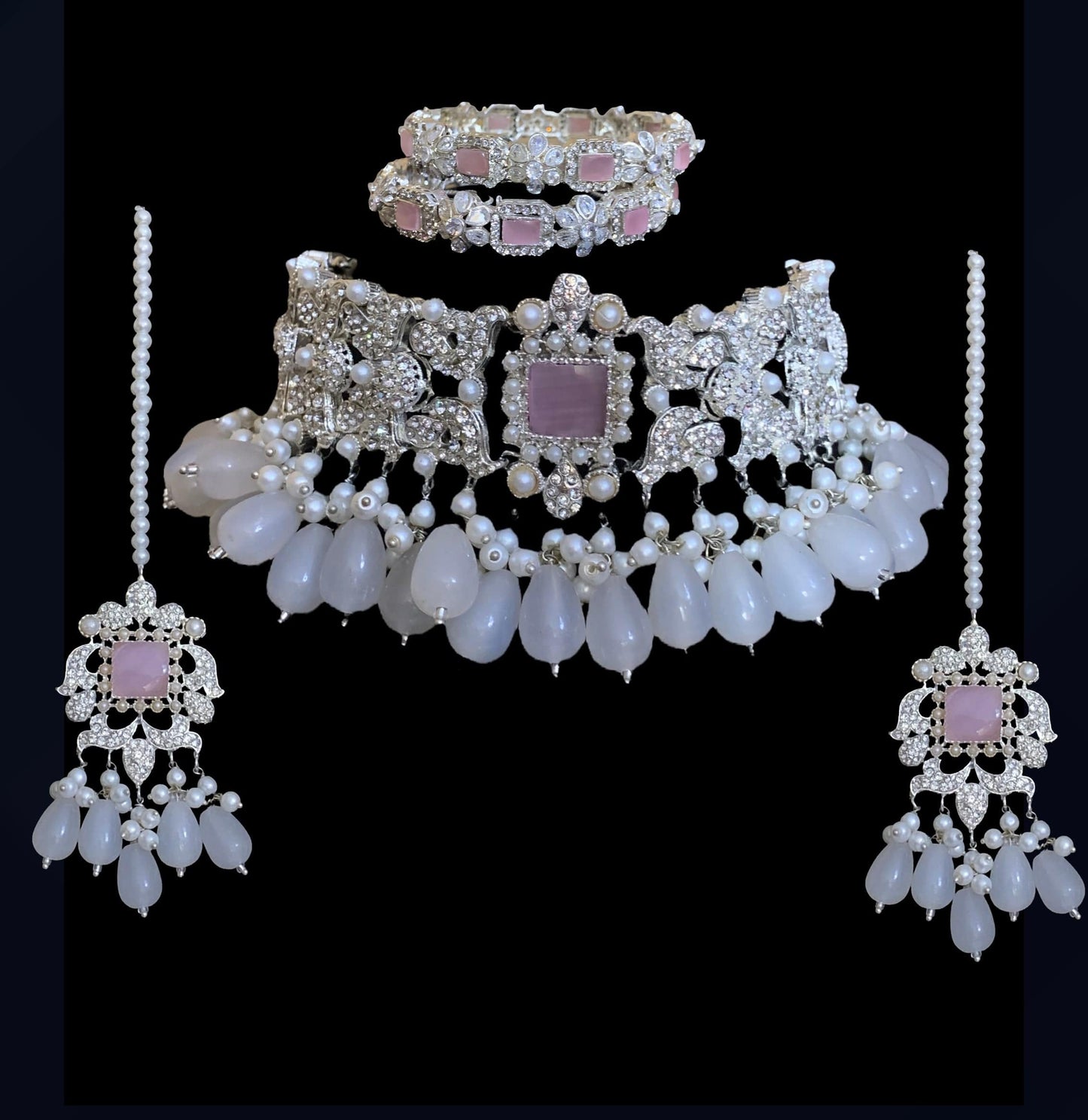 BR22 Anisa bridal set (SHIPS IN 3 WEEKS )