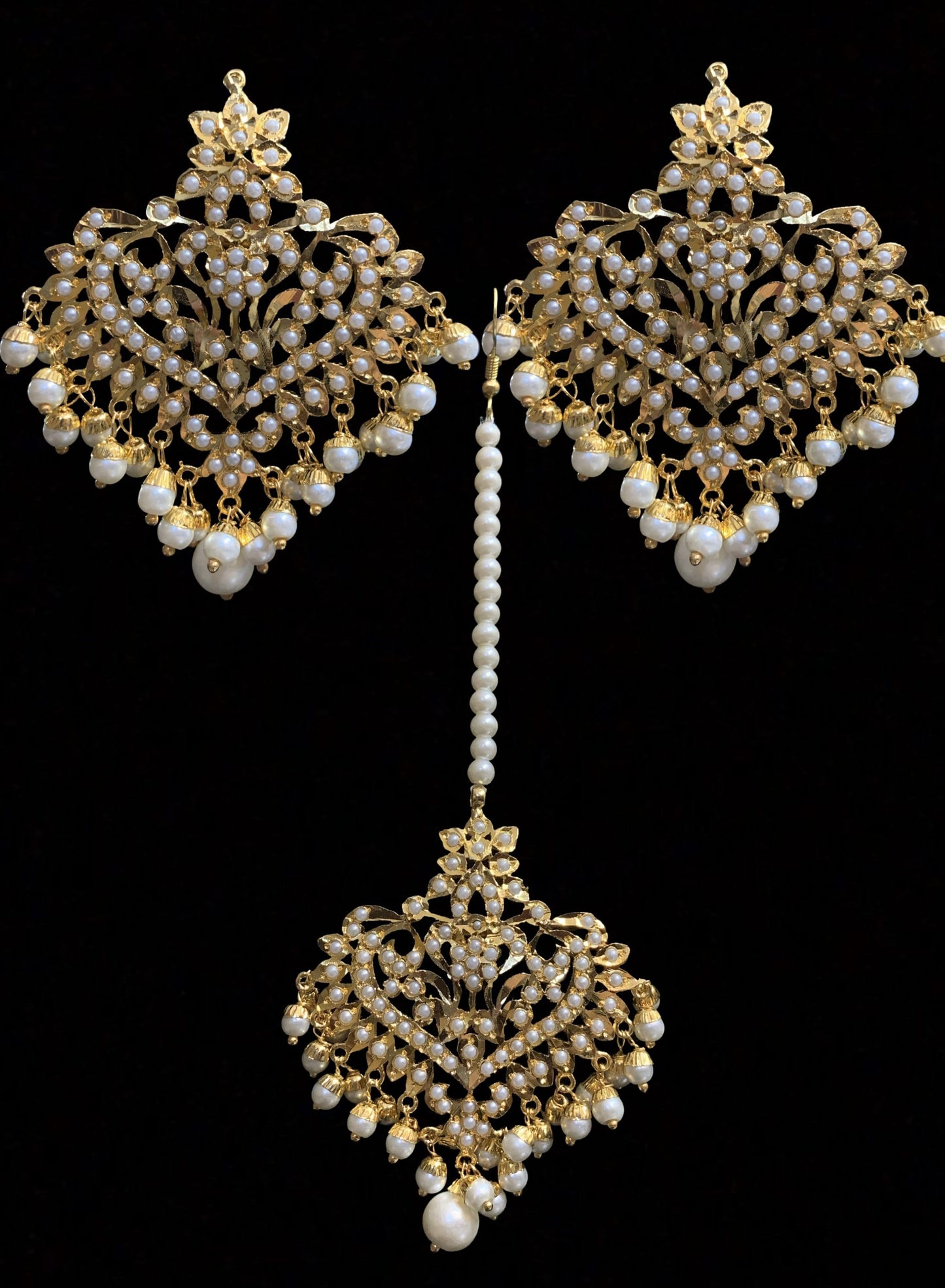 DJET103 Afreen Pearls earrings tika ( READY TO SHIP )