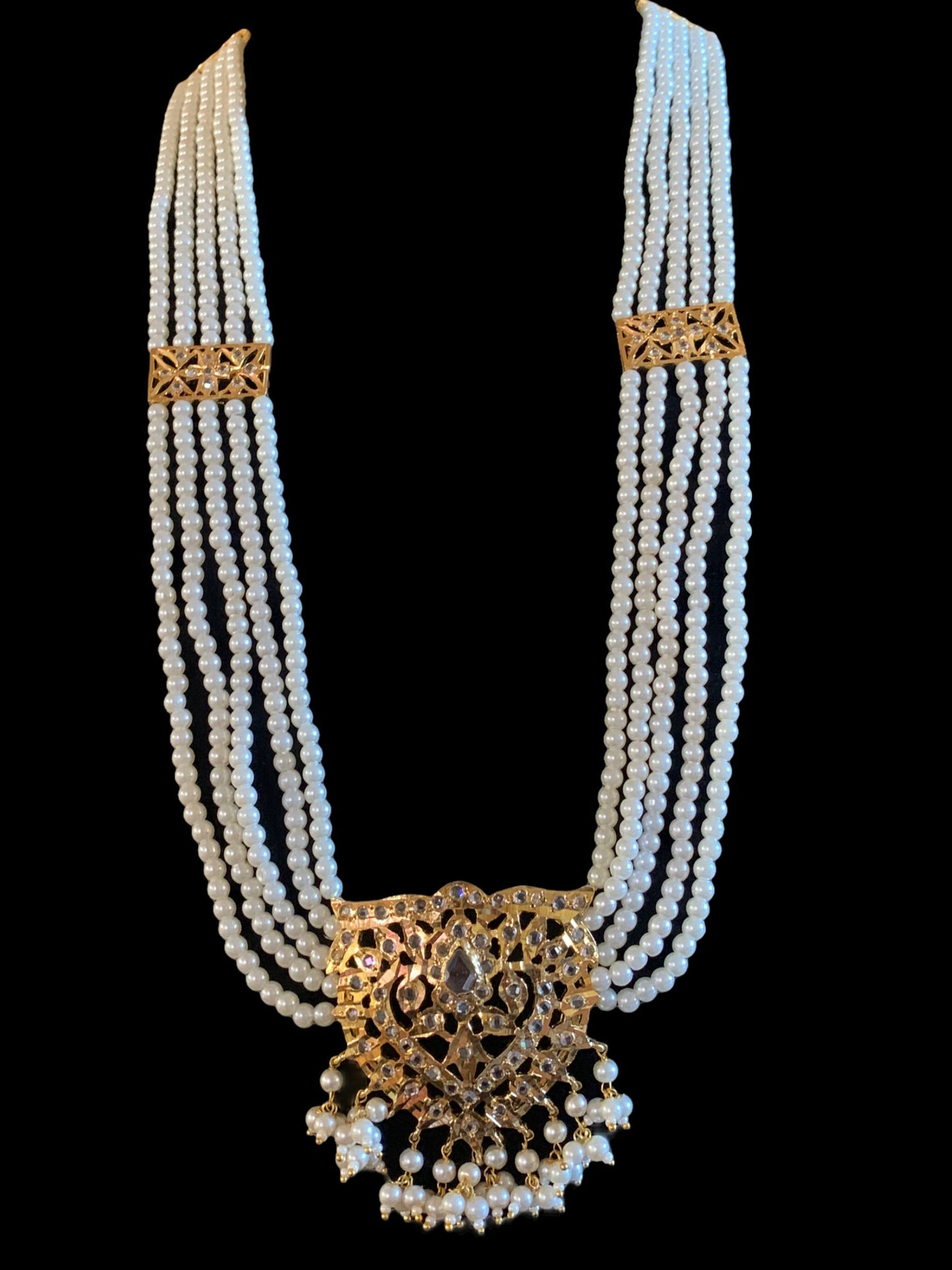 BR103 Leah bridal set in pearls   ( READY TO SHIP)