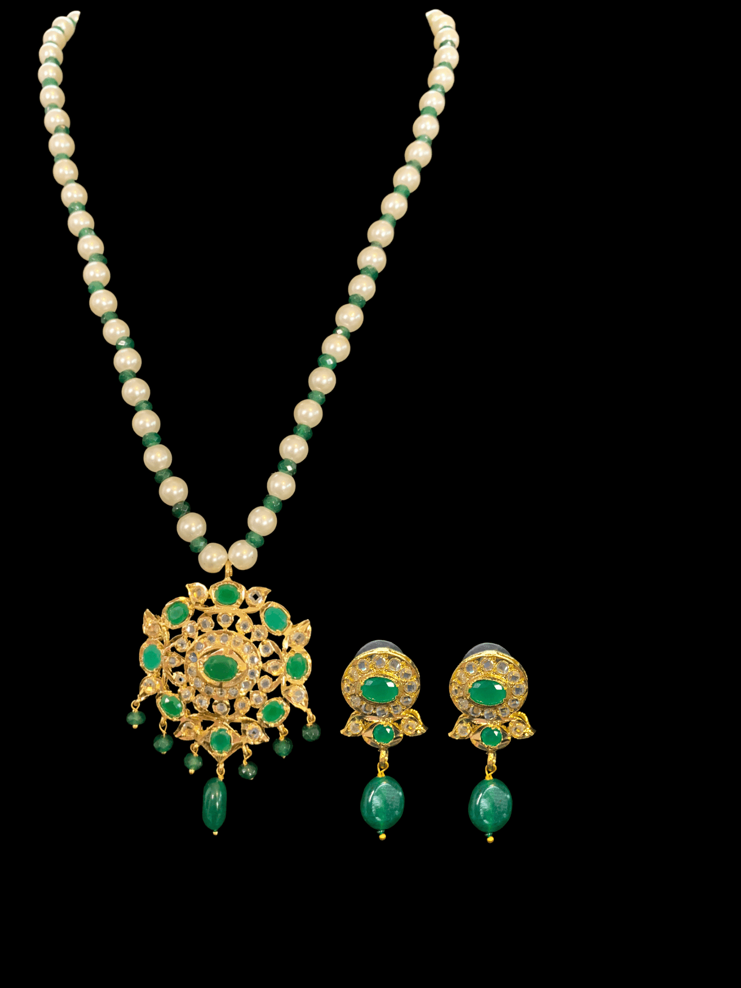 PS433 Ammara pendant set in green ( READY TO SHIP )