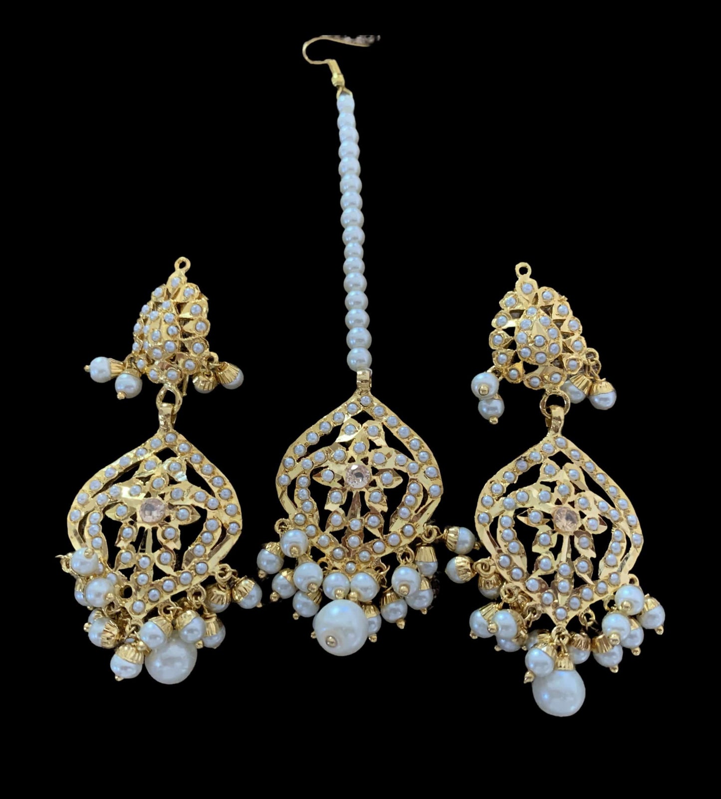 Yashvi Rani haar with earrings tika ( READY TO SHIP )
