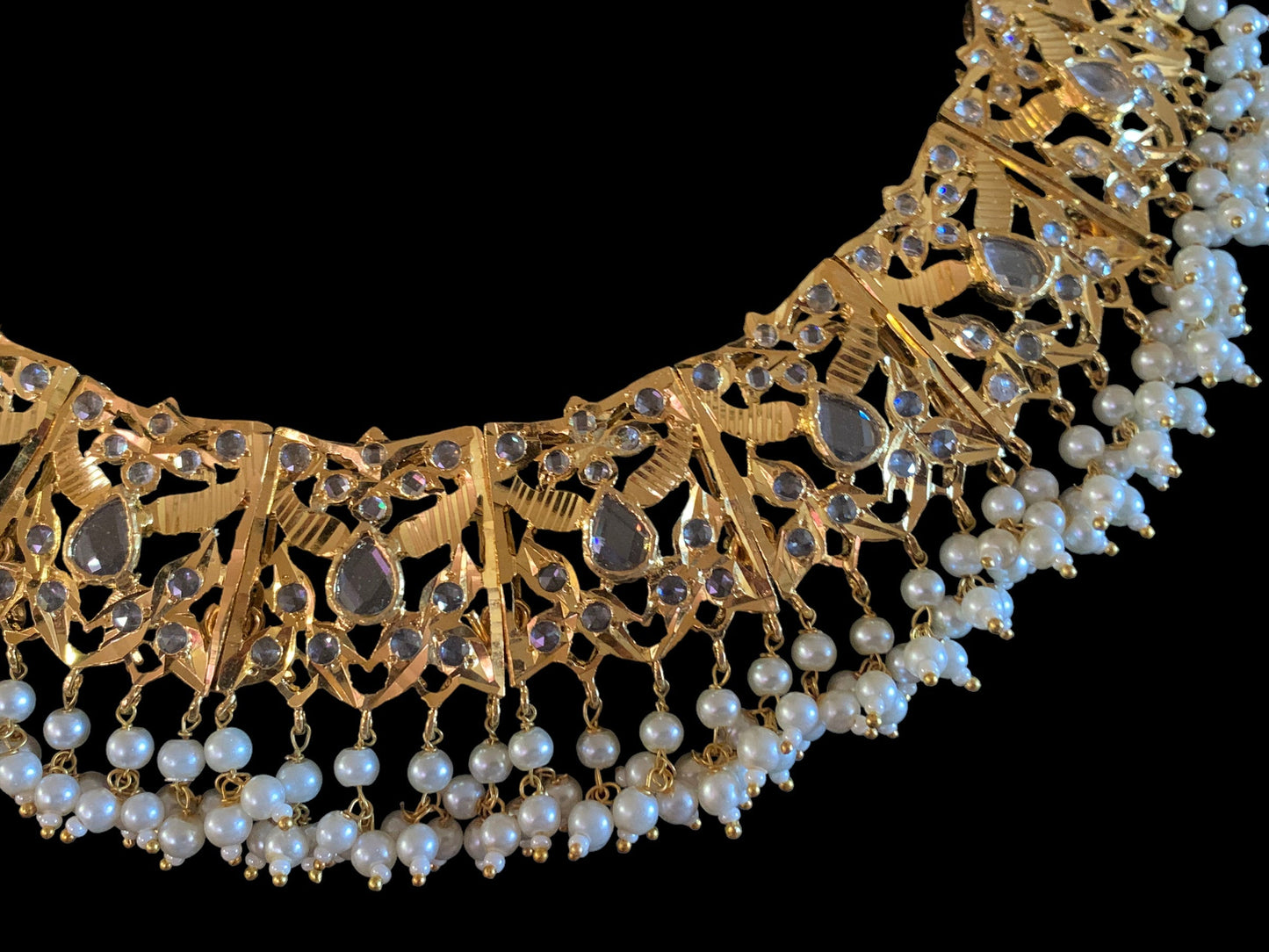 BR103 Leah bridal set in pearls   ( READY TO SHIP)