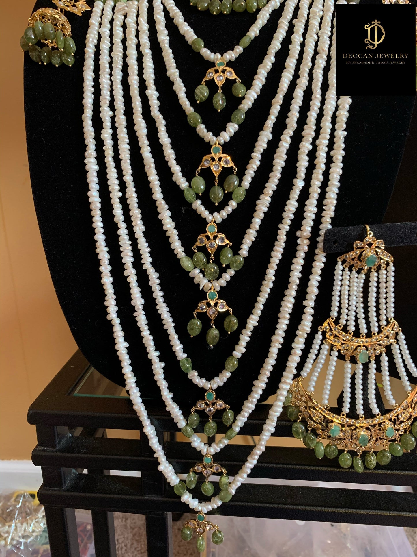 INSIA BRIDAL SET IN EMERALDS WITH FRESH WATER PEARLS ( SHIPS IN 2 WEEKS )