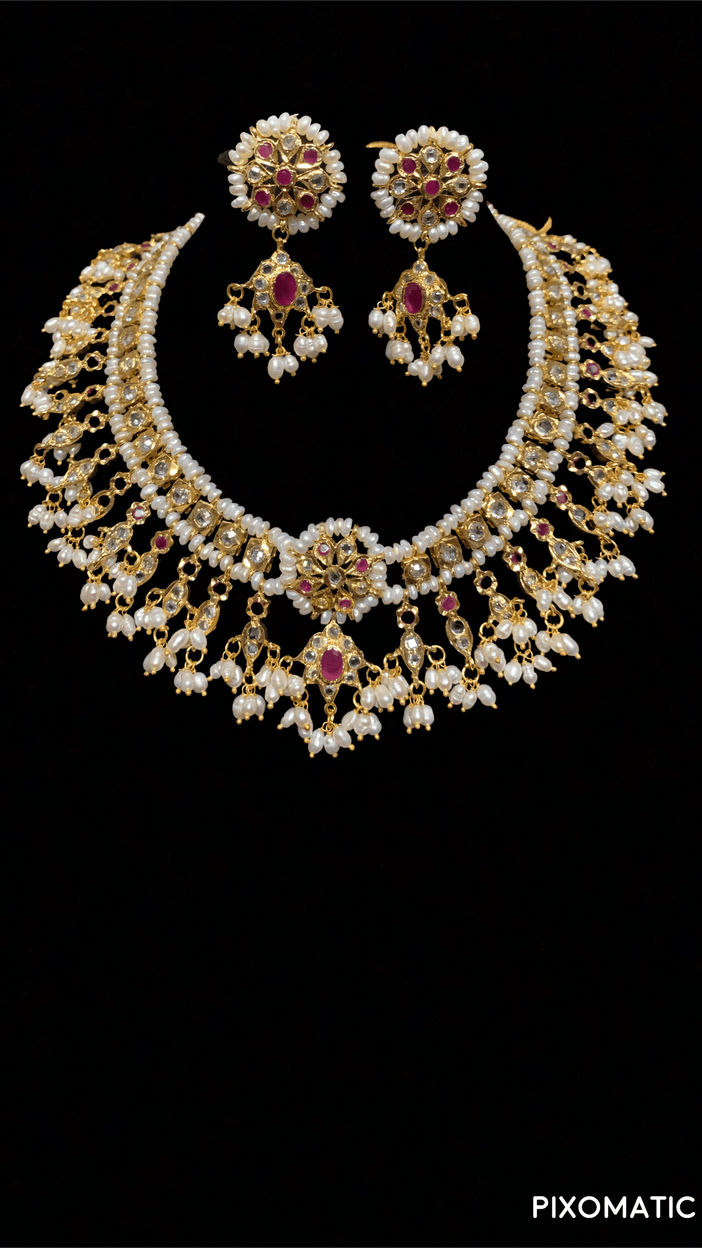 Kali Fresh water pearl necklace (SHIPS IN 4 WEEKS )