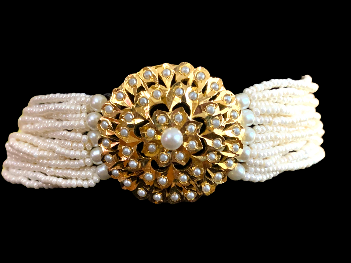 C192 Gold plated choker set in pearls ( READY TO SHIP)