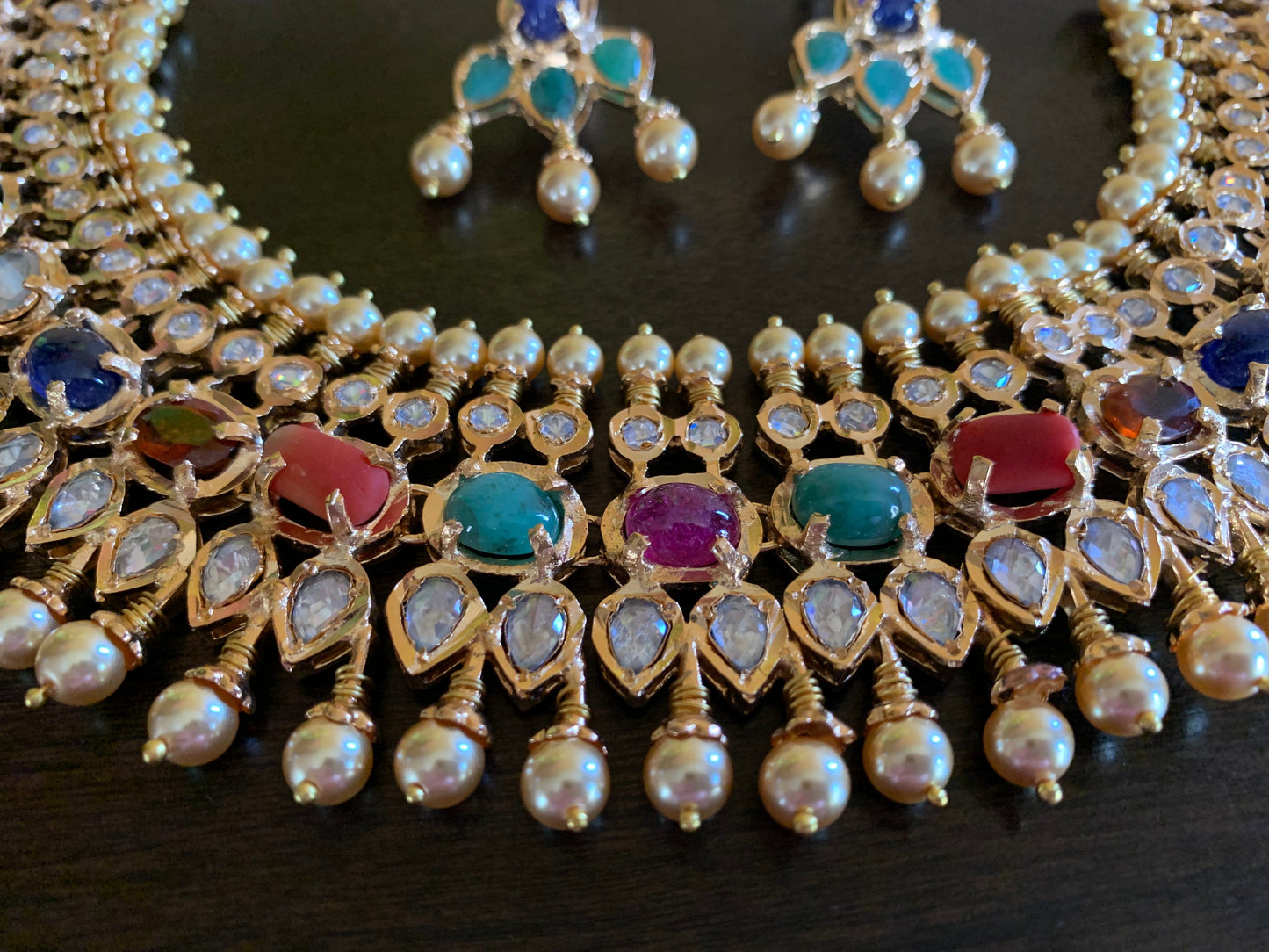 NS21 Aleezay necklace with natural stones ( SHIPS IN 4 WEEKS )