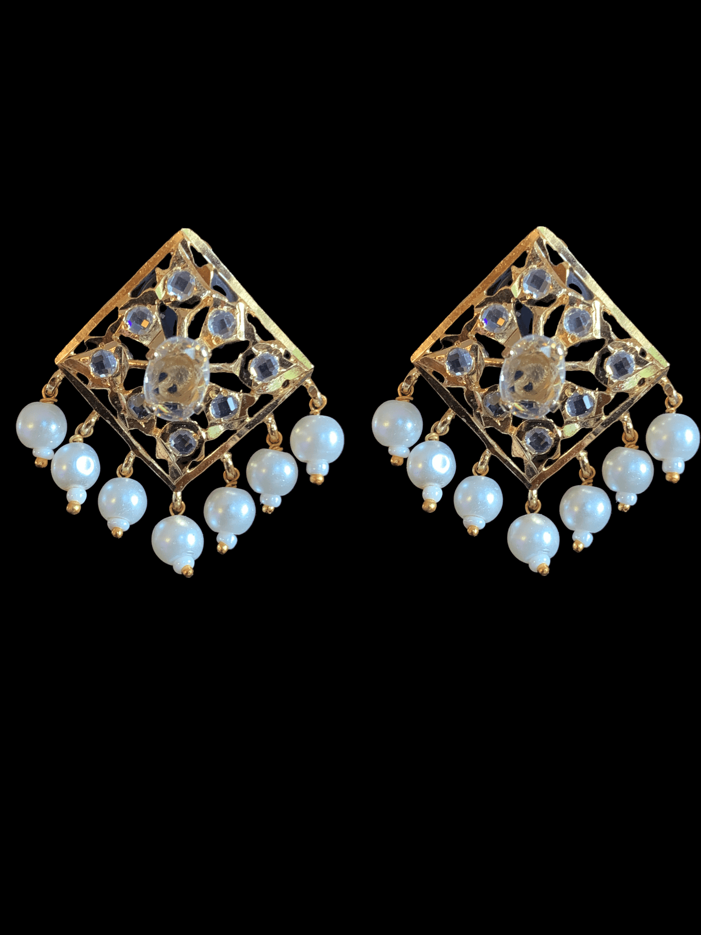 C90 Anushay choker set in shell pearls ( READY TO SHIP )