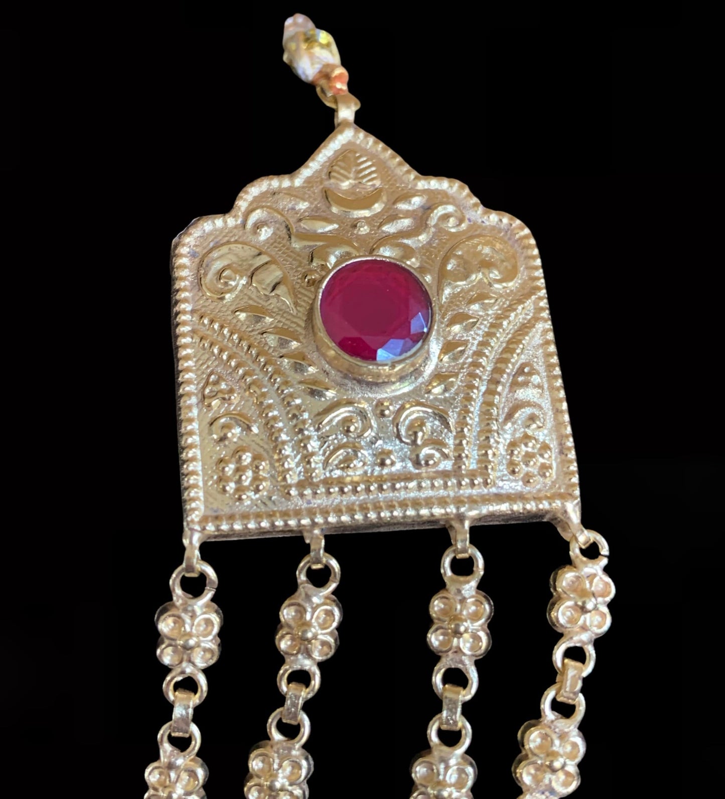 LN42 Chanda gold plated Rani haar with earrings tika ( READY TO SHIP)