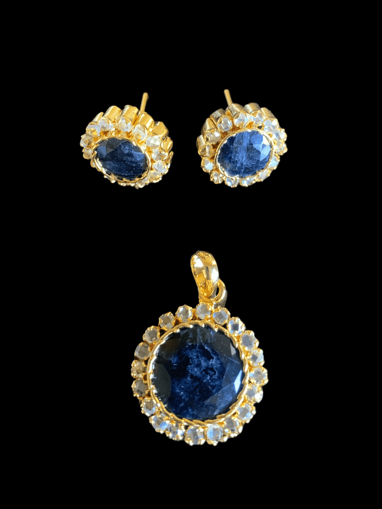 PS452 Pendant set with sapphire ( READY TO SHIP )