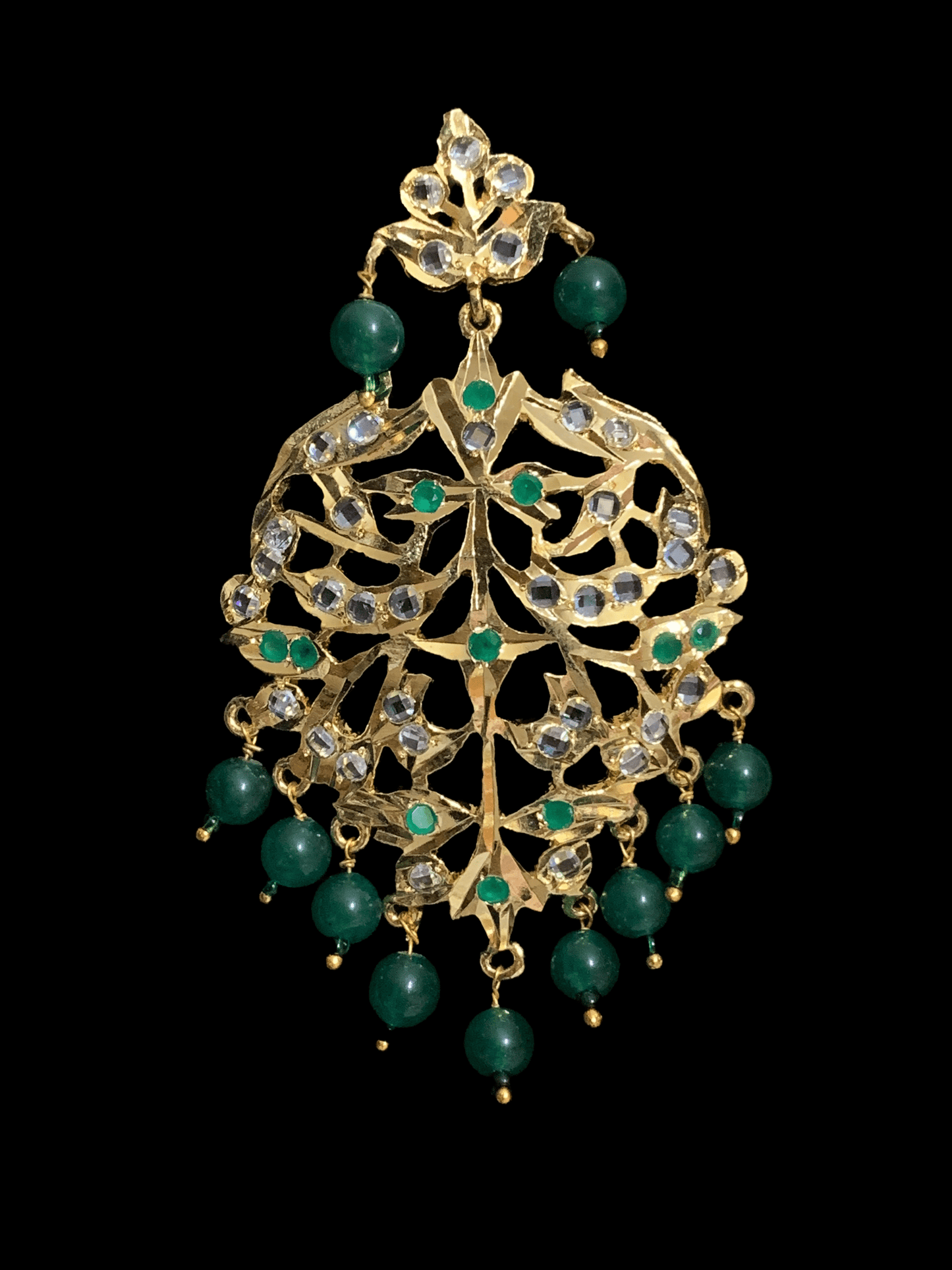 DER78 Aryana earrings in green (SHIPS IN 4 WEEKS )