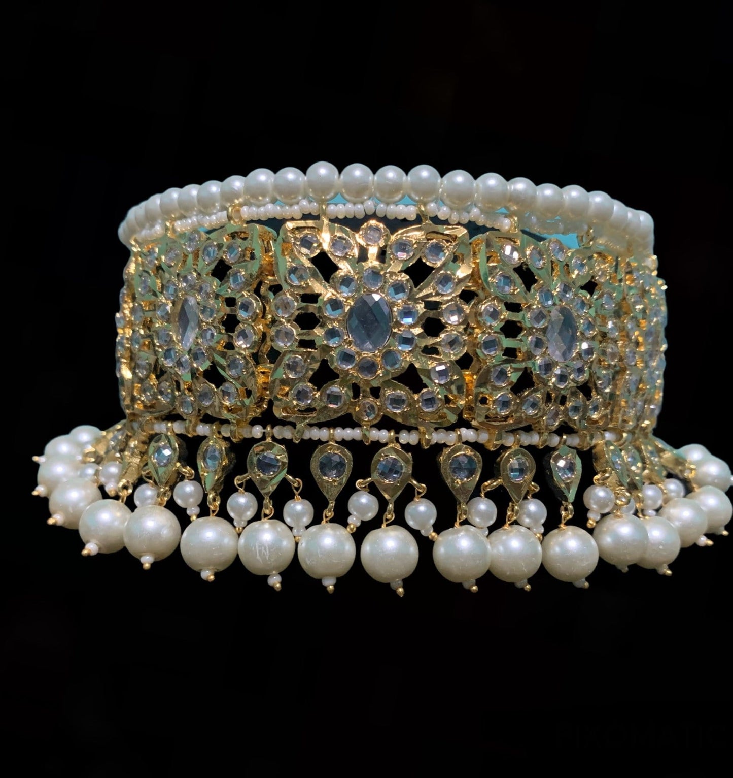 C331 Sabuhi pearl hyderabadi choker ( SHIPS IN 2 WEEKS )