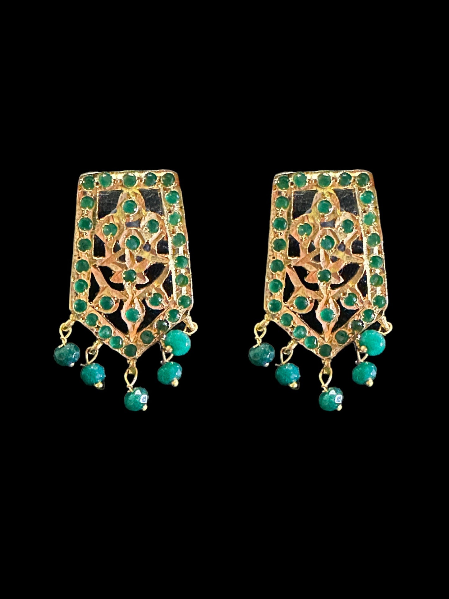 C268 Indu choker in green beads ( SHIPS IN 2  WEEK )