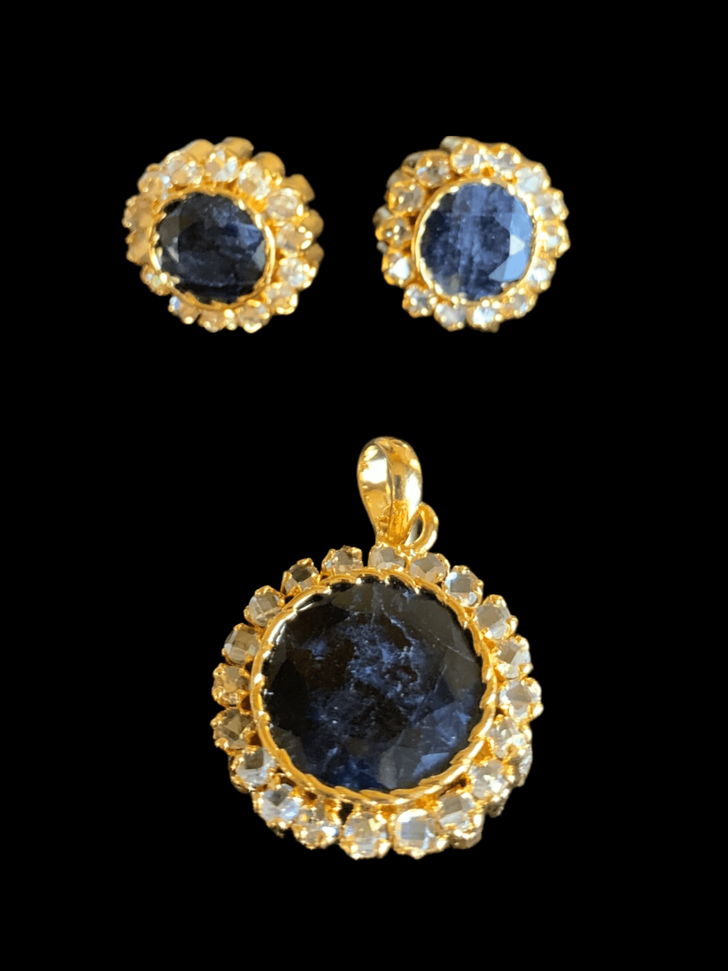 PS452 Pendant set with sapphire ( READY TO SHIP )