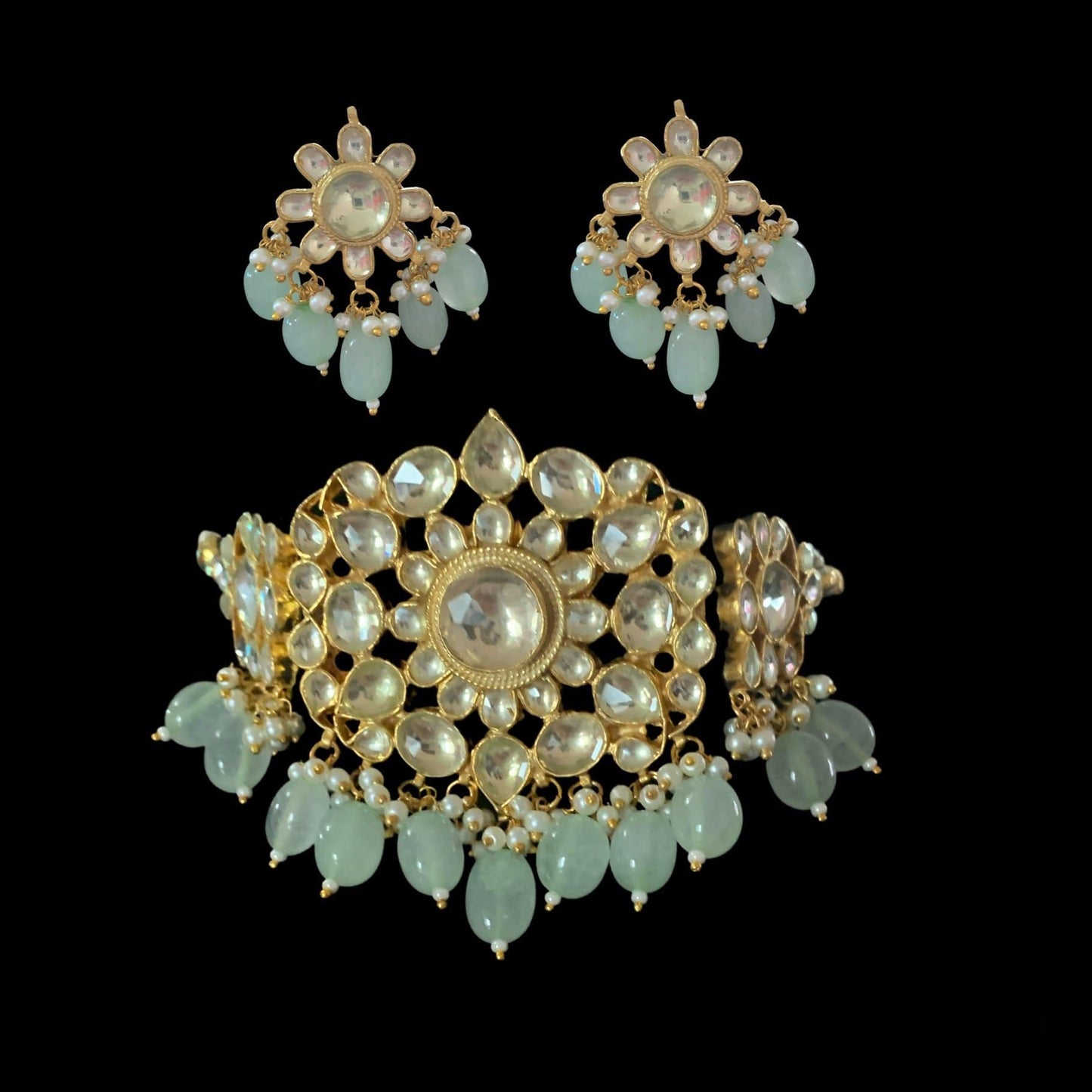 C227 Ria choker set in green ( READY TO SHIP)