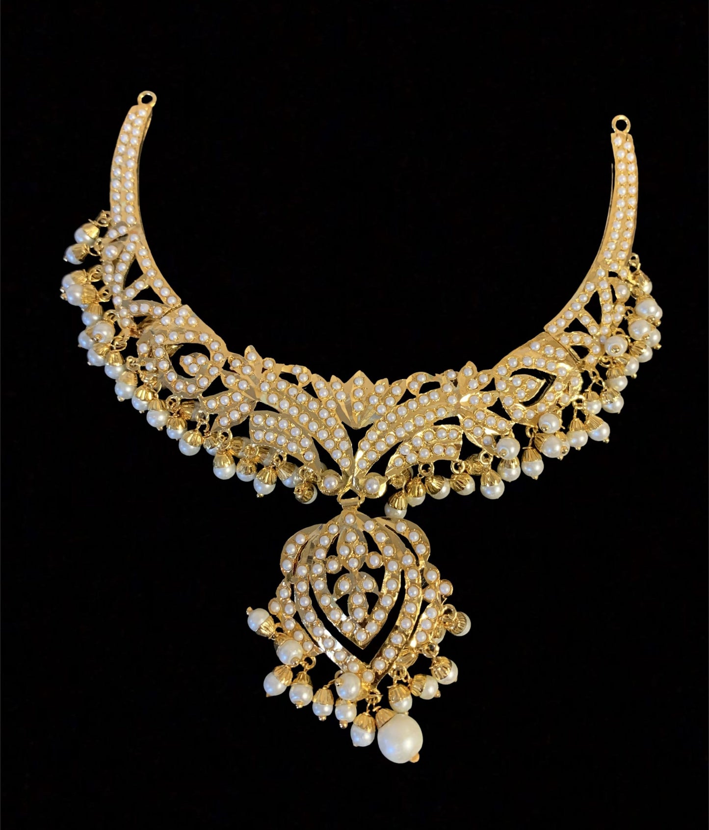 NS61 Taseen necklace set in pearls (READY TO SHIP )