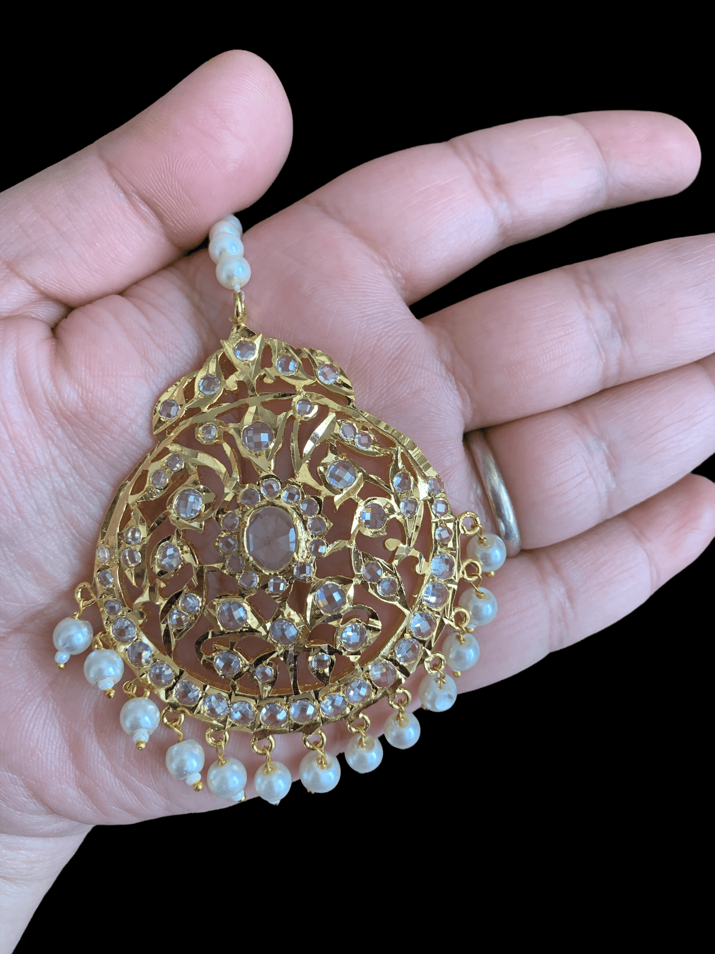 DJTK83 Shamila oversized tika in shell pearls( SHIPS IN 3 WEEKS )