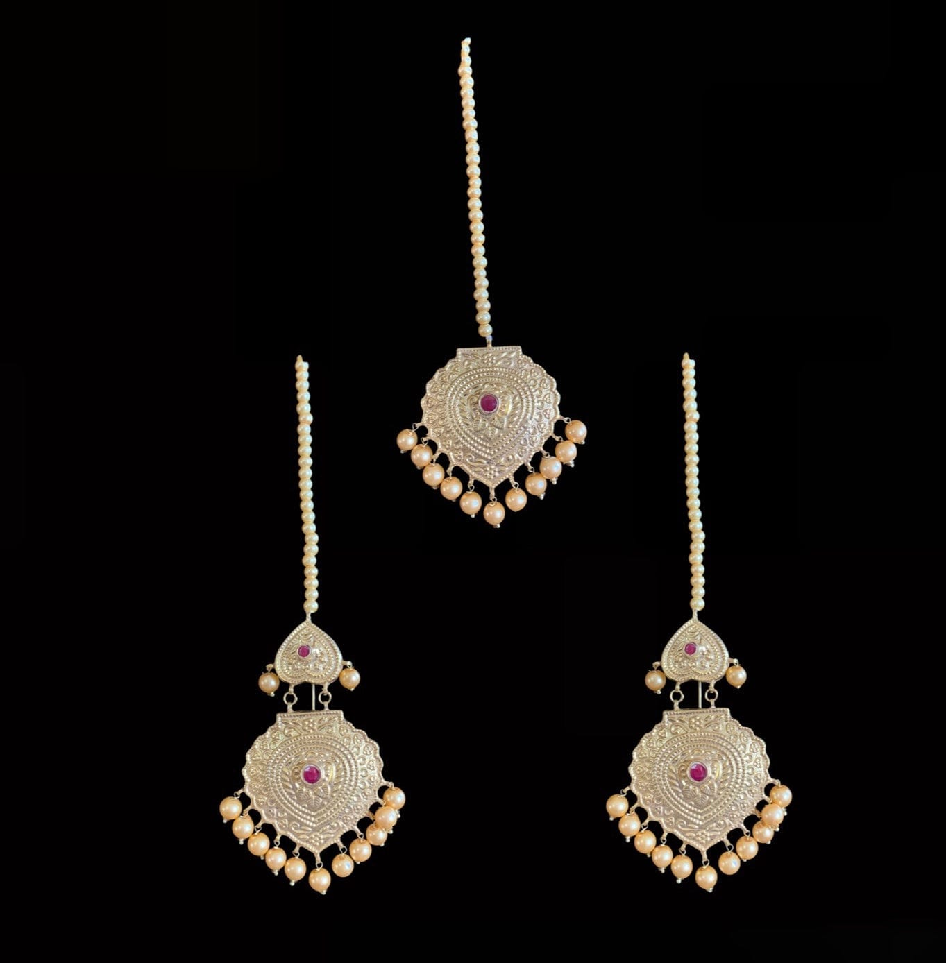 LN42 Chanda gold plated Rani haar with earrings tika ( READY TO SHIP)