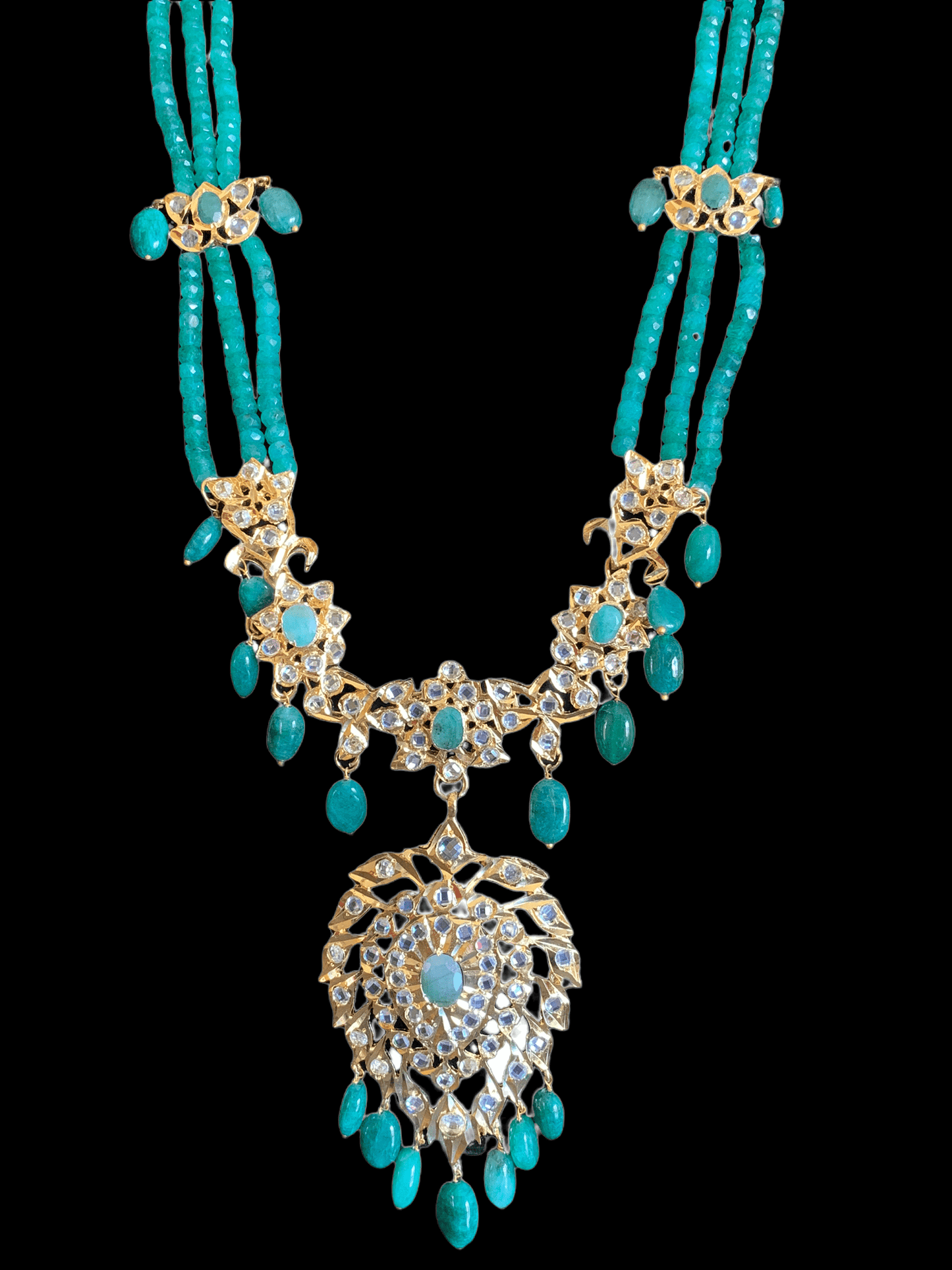 Seerat Rani haar in emeralds (SHIPS IN 4 WEEKS )